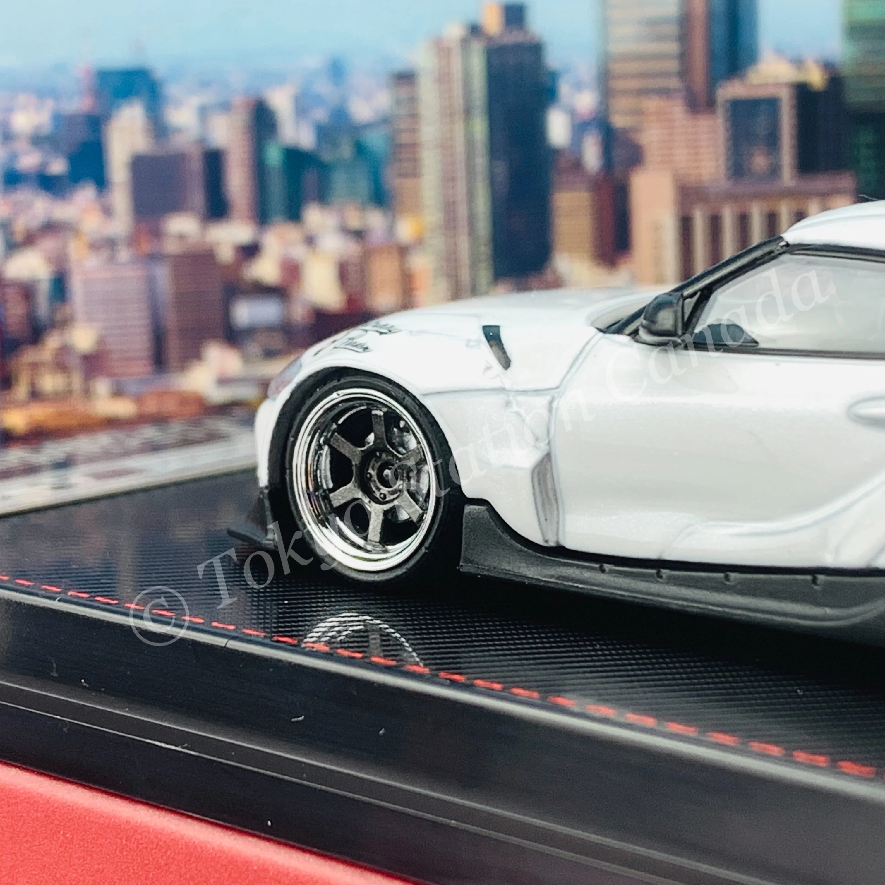 Ignition Model 1/64 PANDEM Supra (A90) Pearl White IG2333 - Image 4