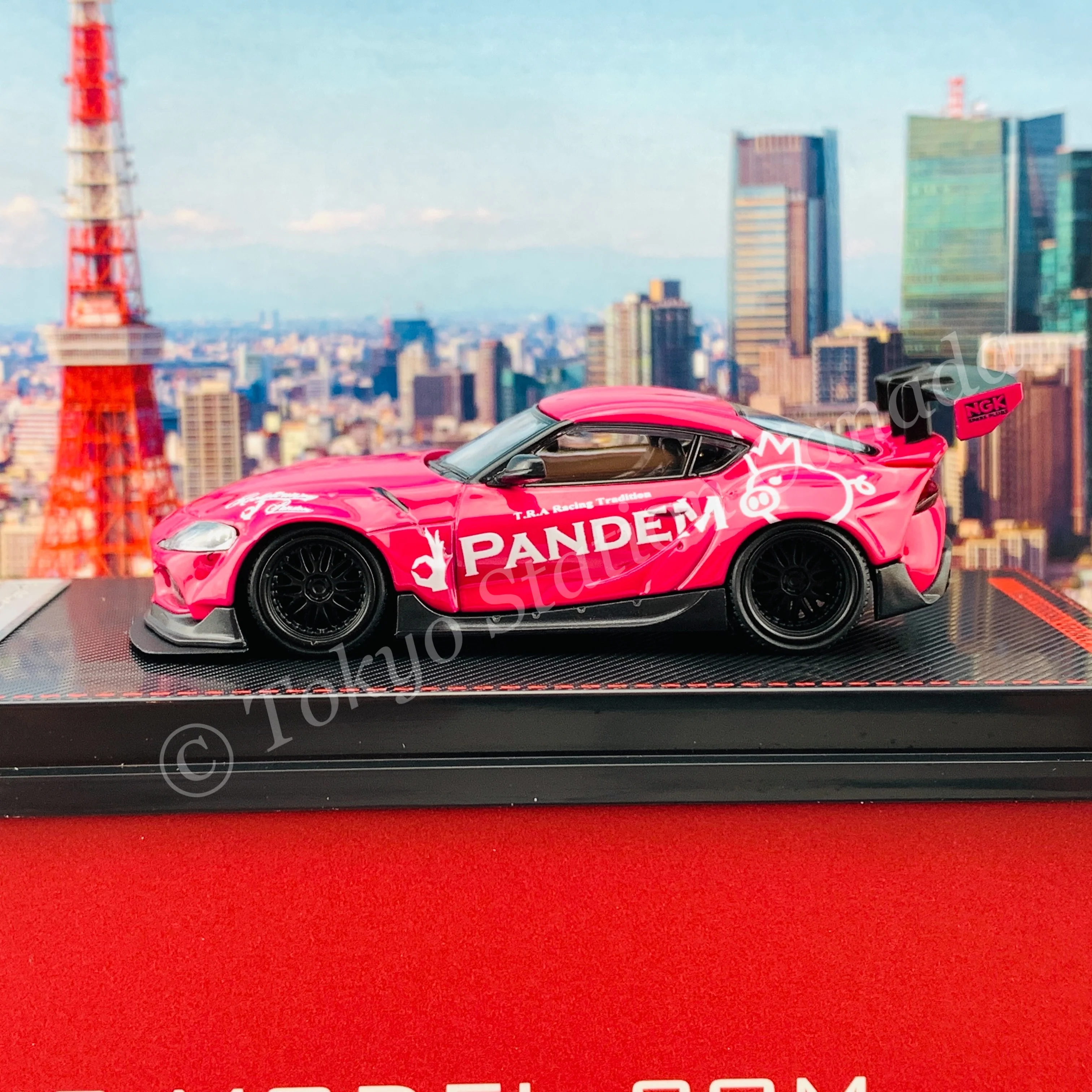 Ignition Model 1/64 PANDEM Supra (A90) Pink IG2339 - Image 3