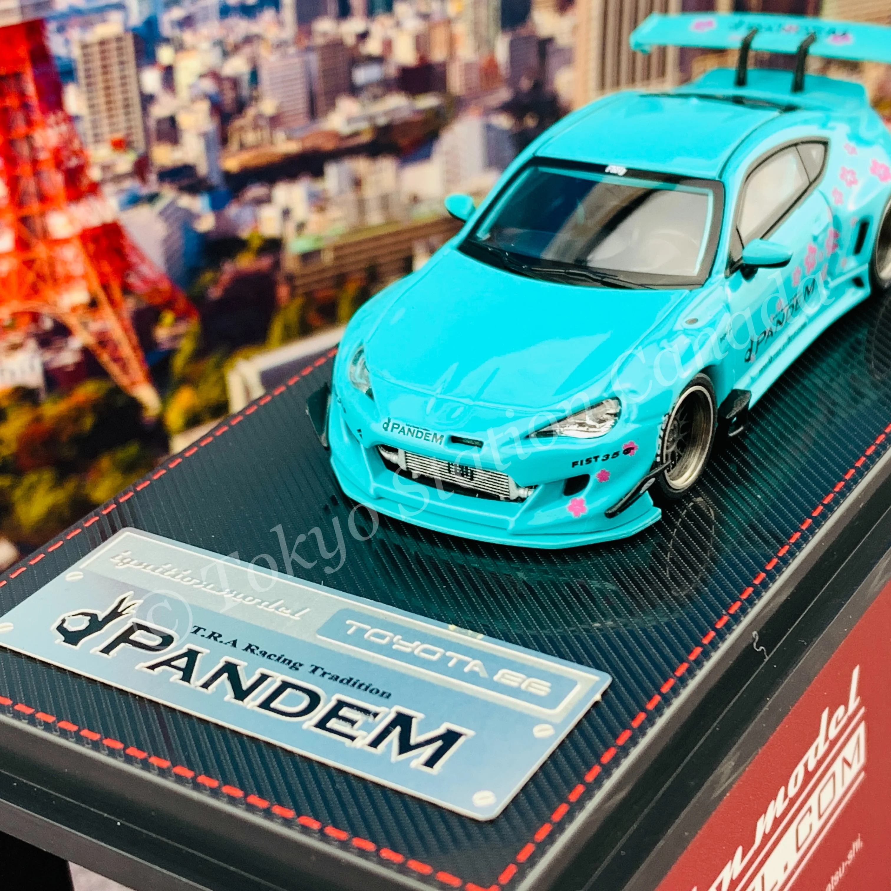 Ignition Model 1/64 PANDEM TOYOTA 86 V3 Light Green IG2407 - Image 2
