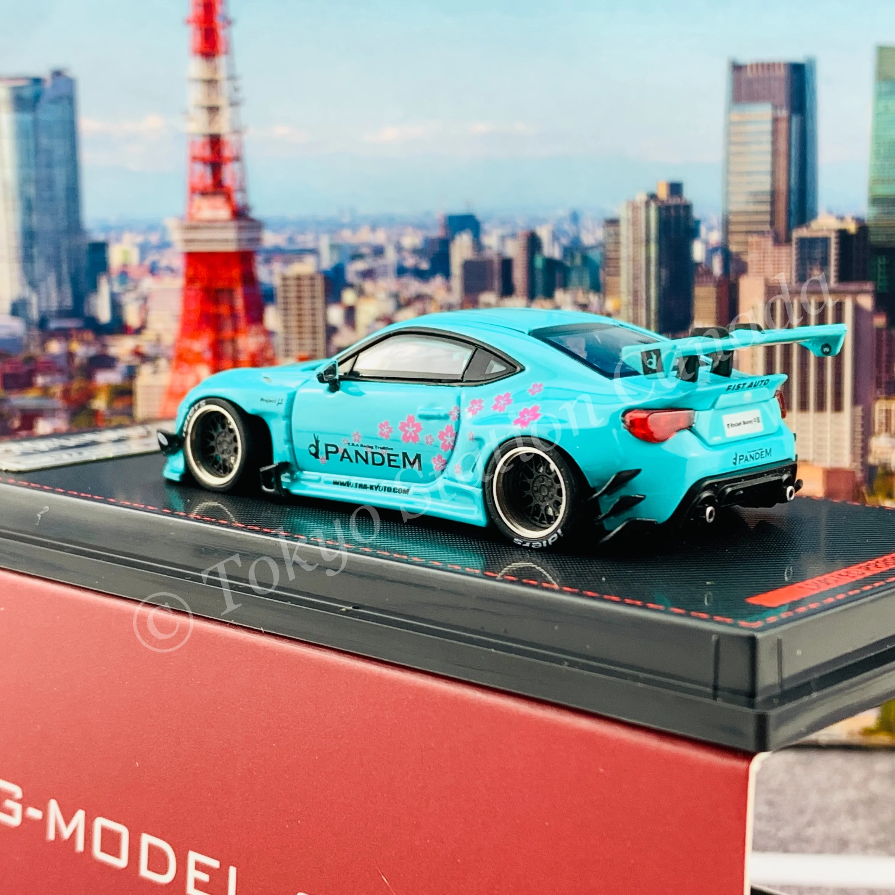 Ignition Model 1/64 PANDEM TOYOTA 86 V3 Light Green IG2407 - Image 5
