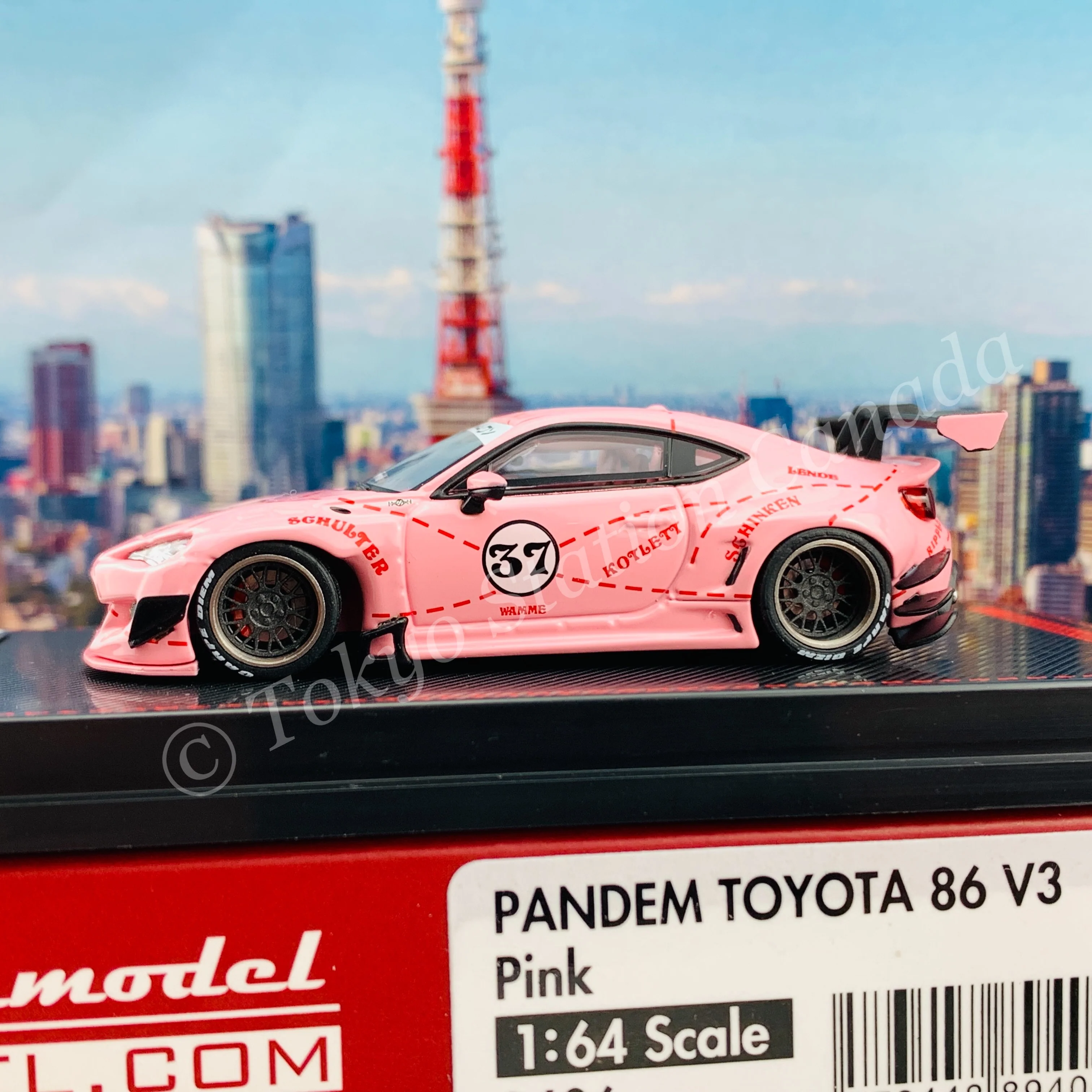 Ignition Model 1/64 PANDEM TOYOTA 86 V3 Pink IG2406 - Image 3