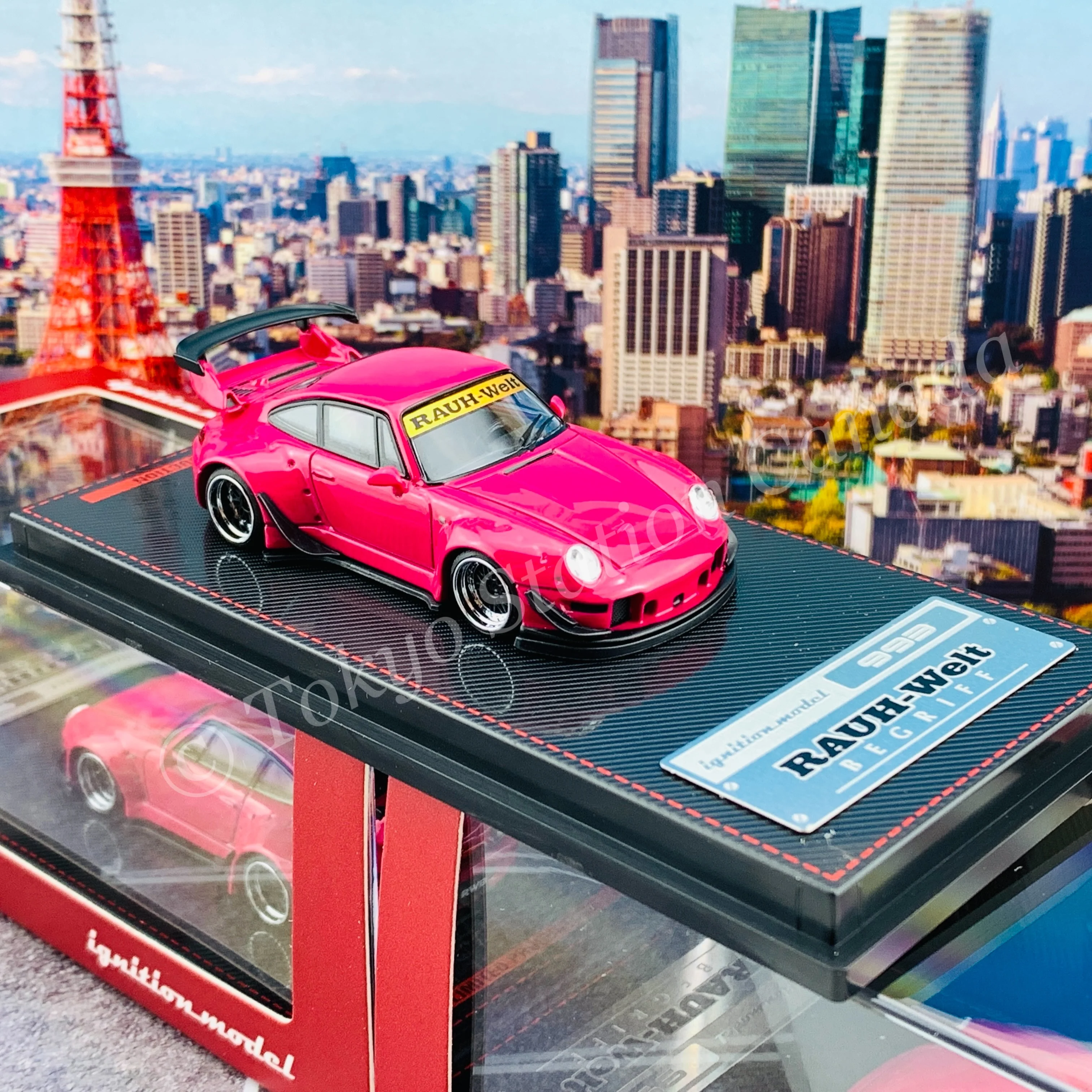 Ignition Model 1/64 RWB 993 Pink IG2153 - Image 5