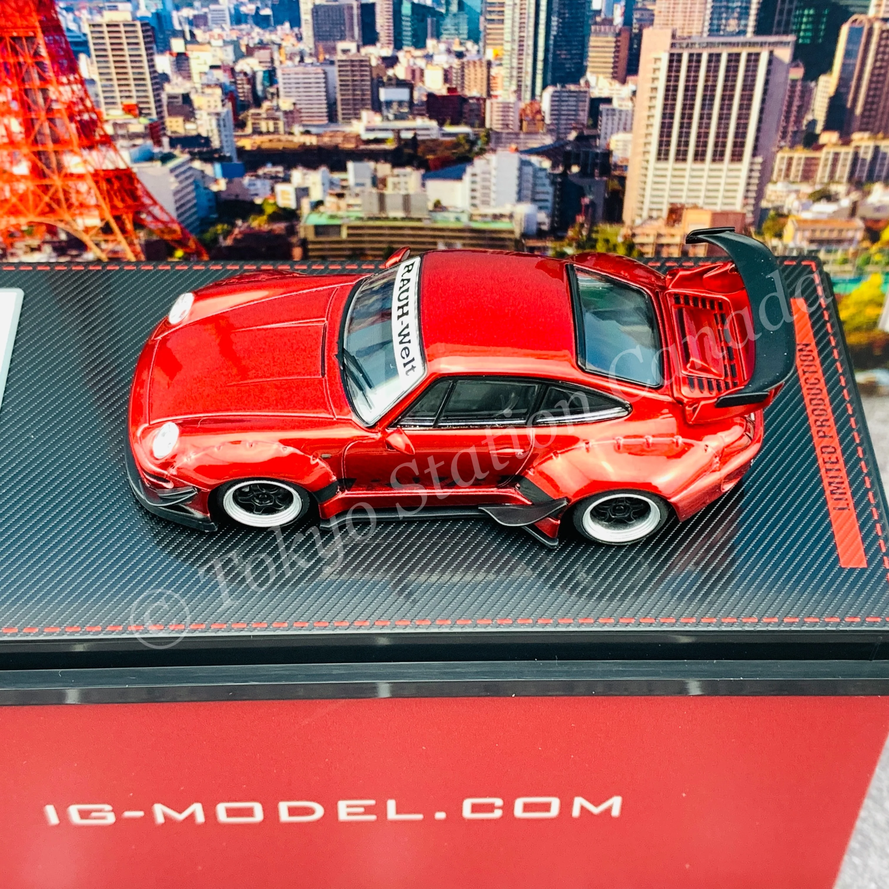 Ignition Model 1/64 RWB 993 Red Metallic IG2154 - Image 5