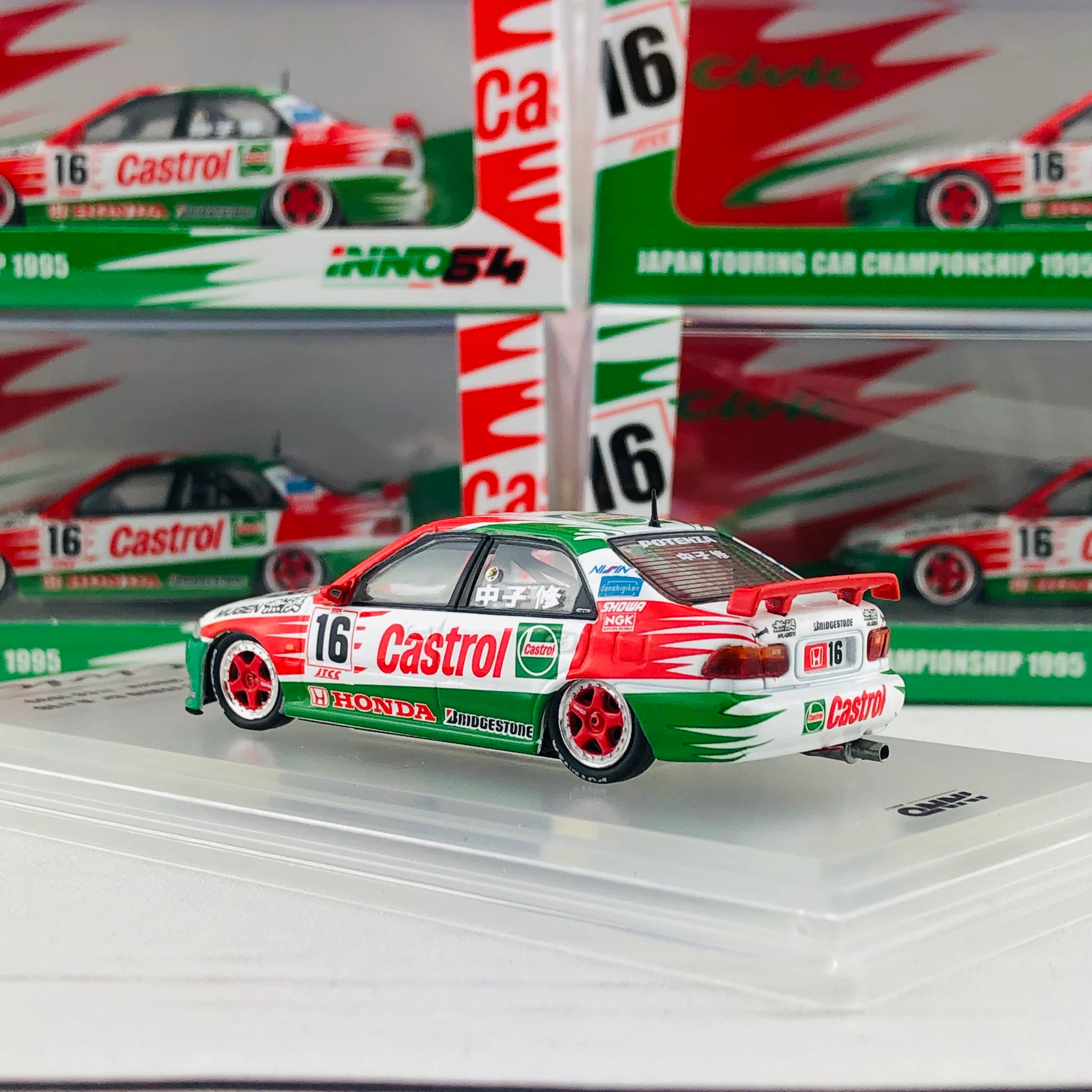 INNO64 HONDA CIVIC Ferio Gr.A #16 "CASTROL MUGEN" JTCC 1995 IN64-EG9-CA95 - Image 4