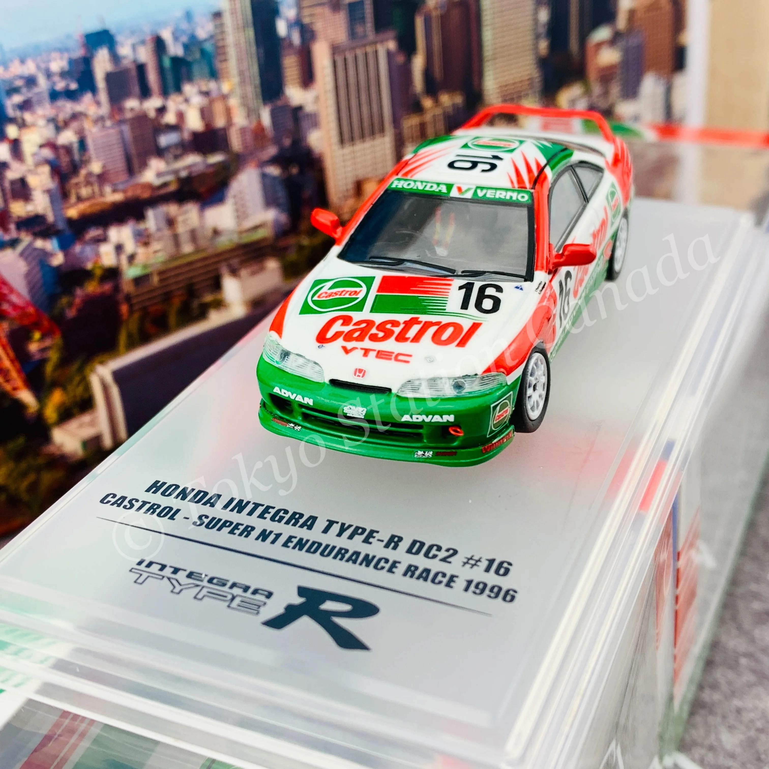 INNO64 1/64 HONDA INTEGRA TYPE-R DC2 #16 CASTROL SUEPR N1 ENDURANCE RACE 1996 IN64-DC2-CA16 - Image 3