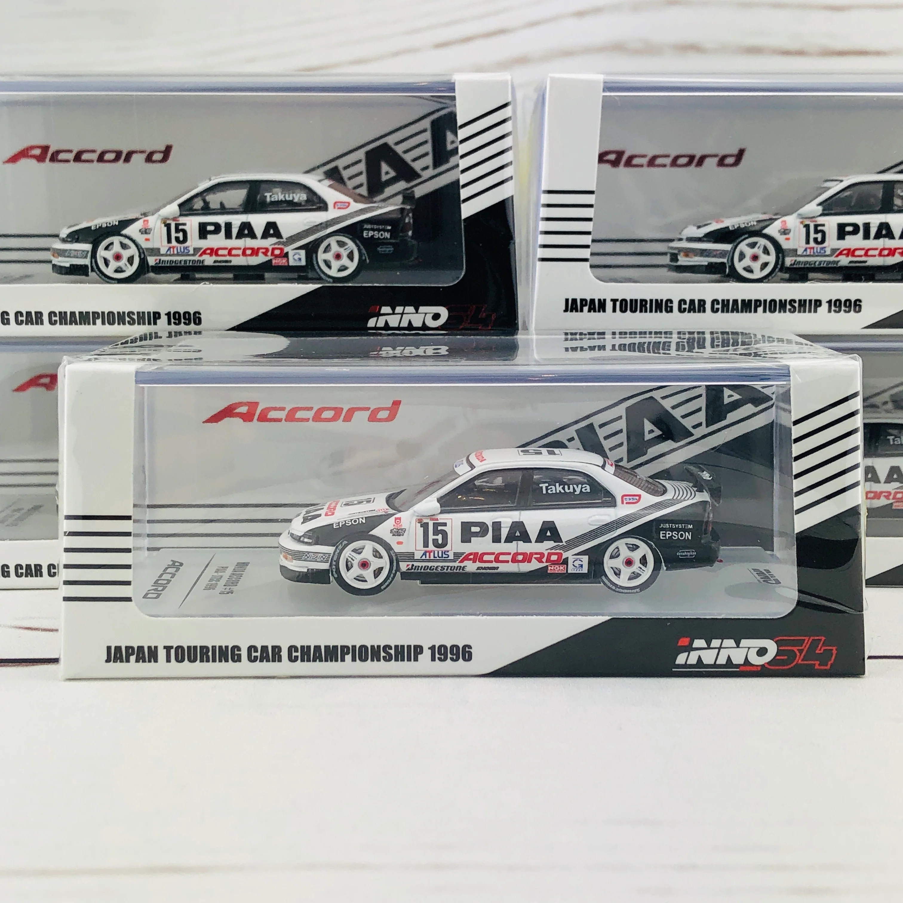 INNO64 1/64 HONDA ACCORD #15 "PIAA" JTCC 1996 IN64-CD6-PI96 - Image 8