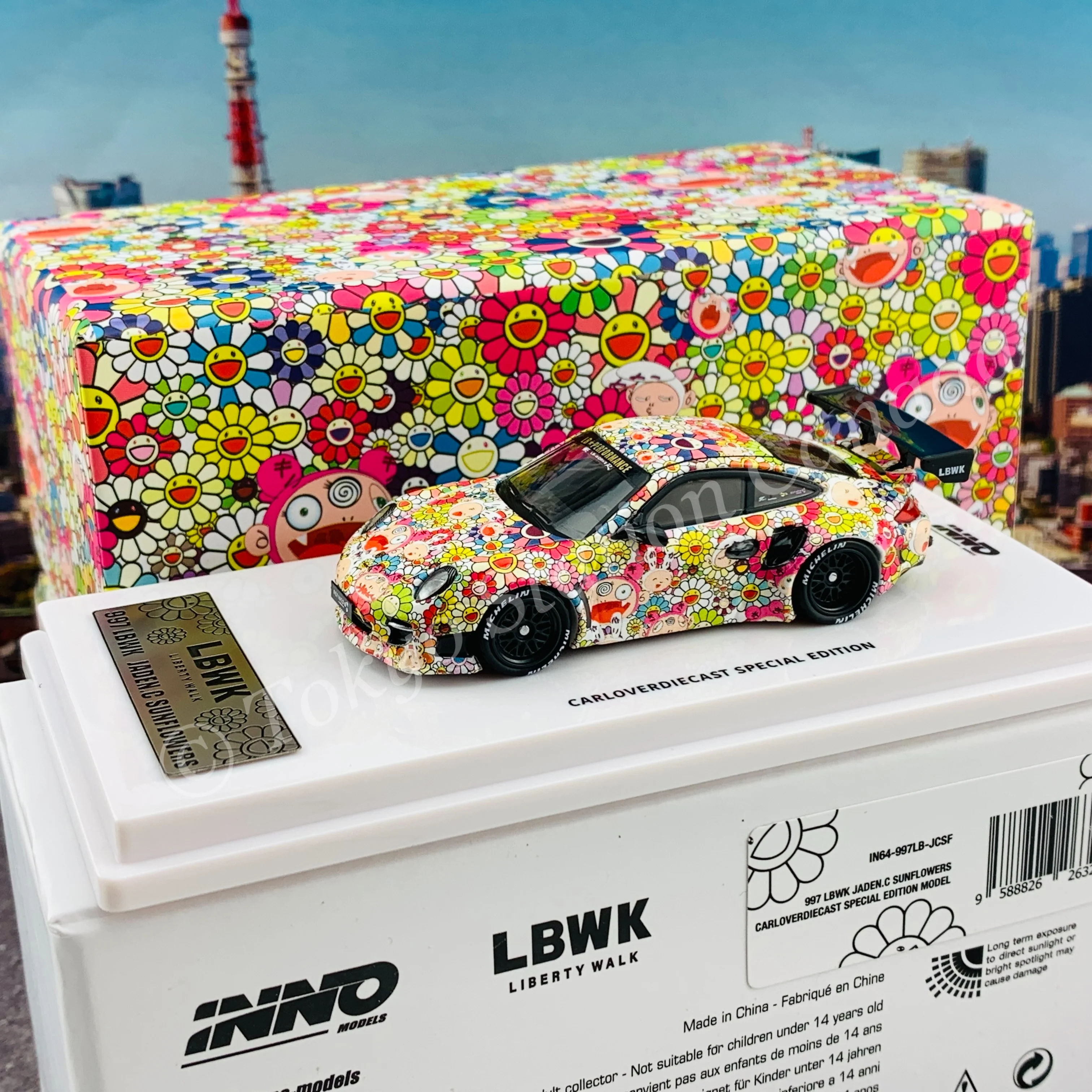 INNO64 1/64 997 LBWK Jaden.C Sunflowers  Carloverdiecast Special Edition Model With Special Packaging Box IN64-997LB-JCSF - Image 2