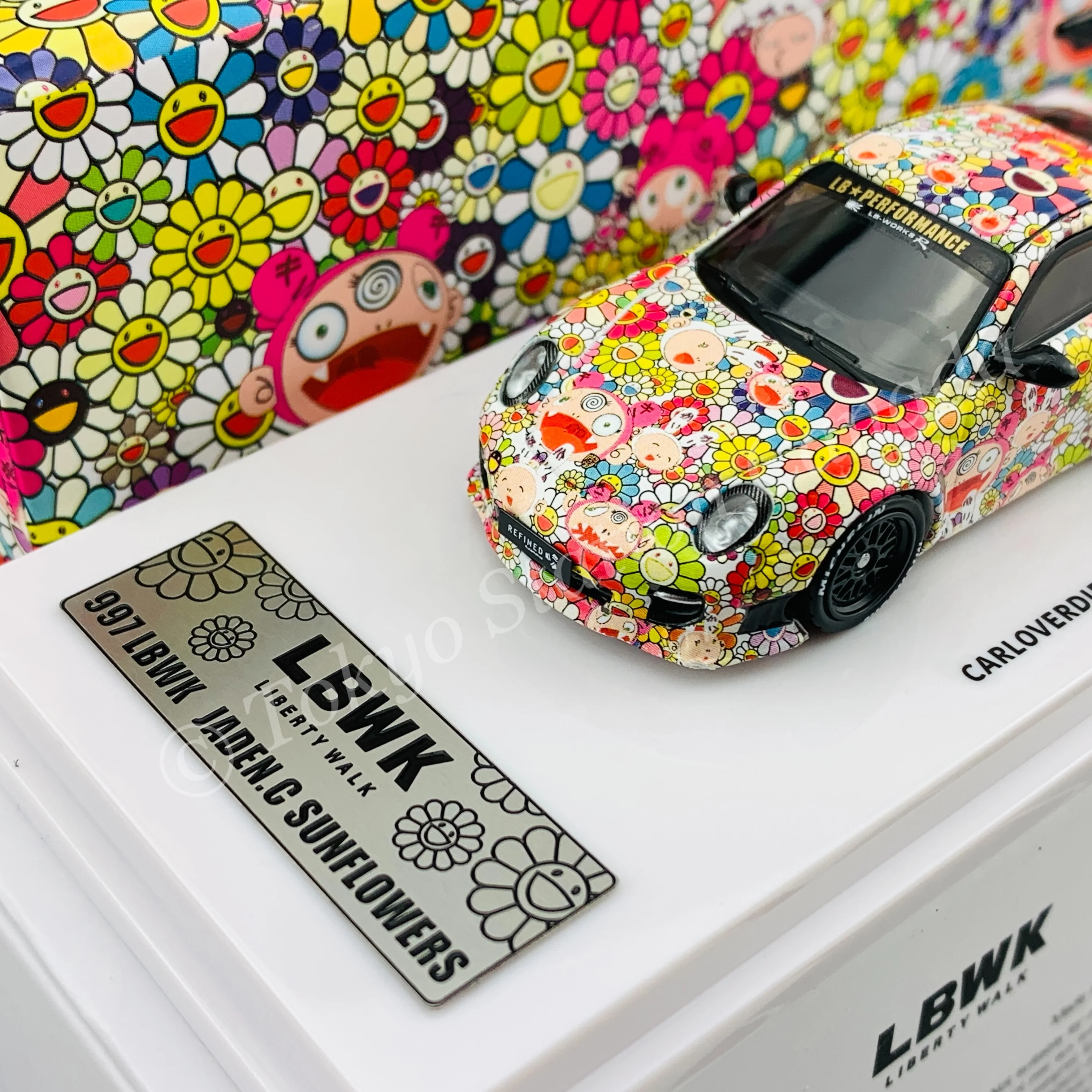 INNO64 1/64 997 LBWK Jaden.C Sunflowers  Carloverdiecast Special Edition Model With Special Packaging Box IN64-997LB-JCSF - Image 3