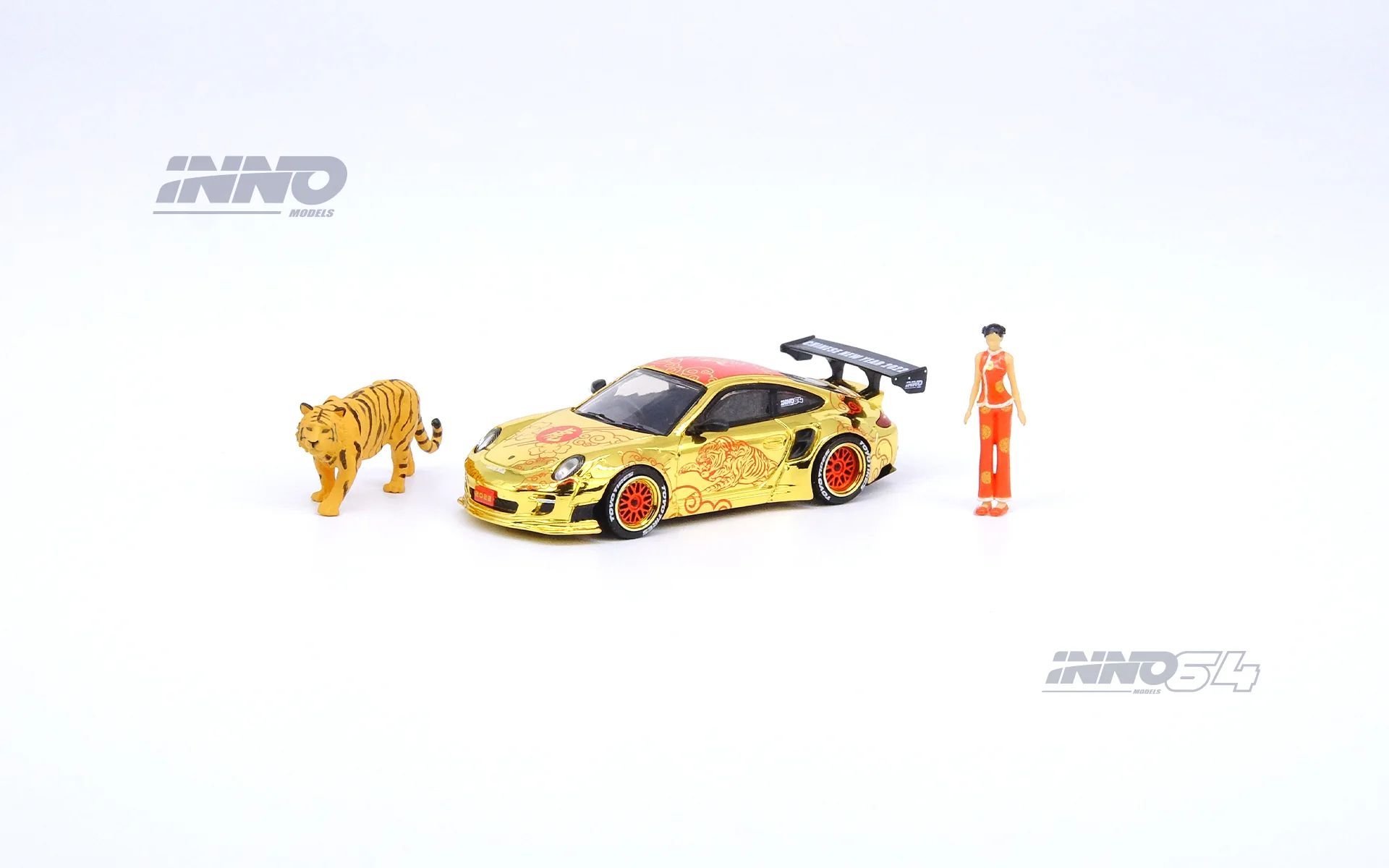 INNO64 1/64 997 LBWK "YEAR OF THE TIGER 2022"  Chinese New Year 2022 Special Edition Figures included  IN64-997LB-CNY22 - Image 3