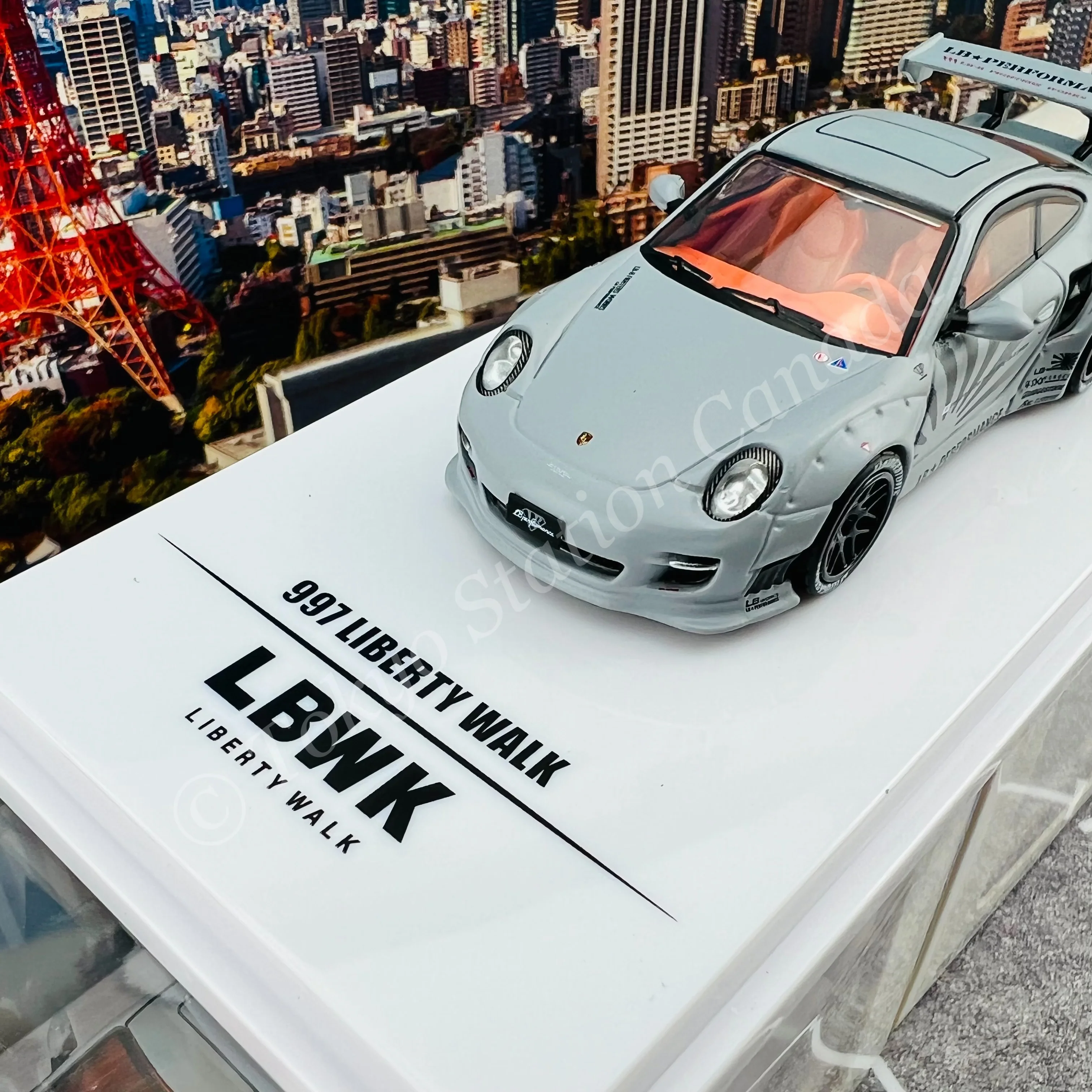 INNO64 1/64 997 LIBERTY WALK Matte Grey IN64-997LB-MG - Image 2