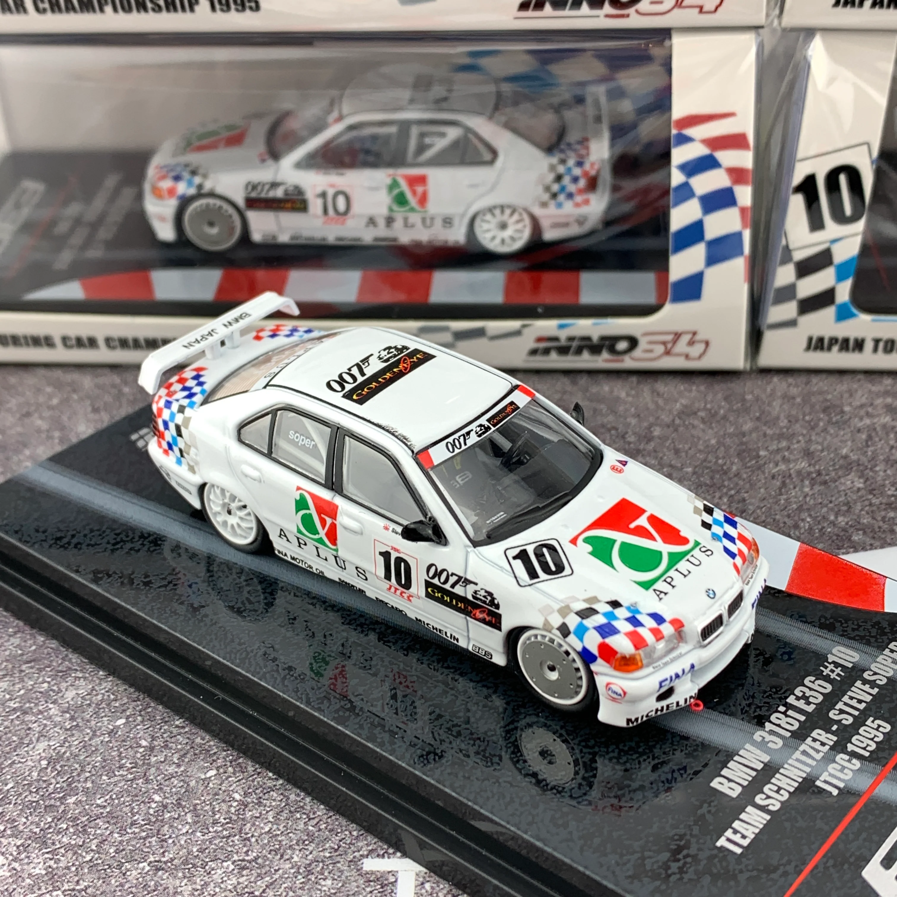 INNO64 1/64 BMW E36 318i #10 Japan Touring Car Championship 1994 "Team Schnitzer" - Steve Soper IN64-E36-10JTCC94 - Image 6