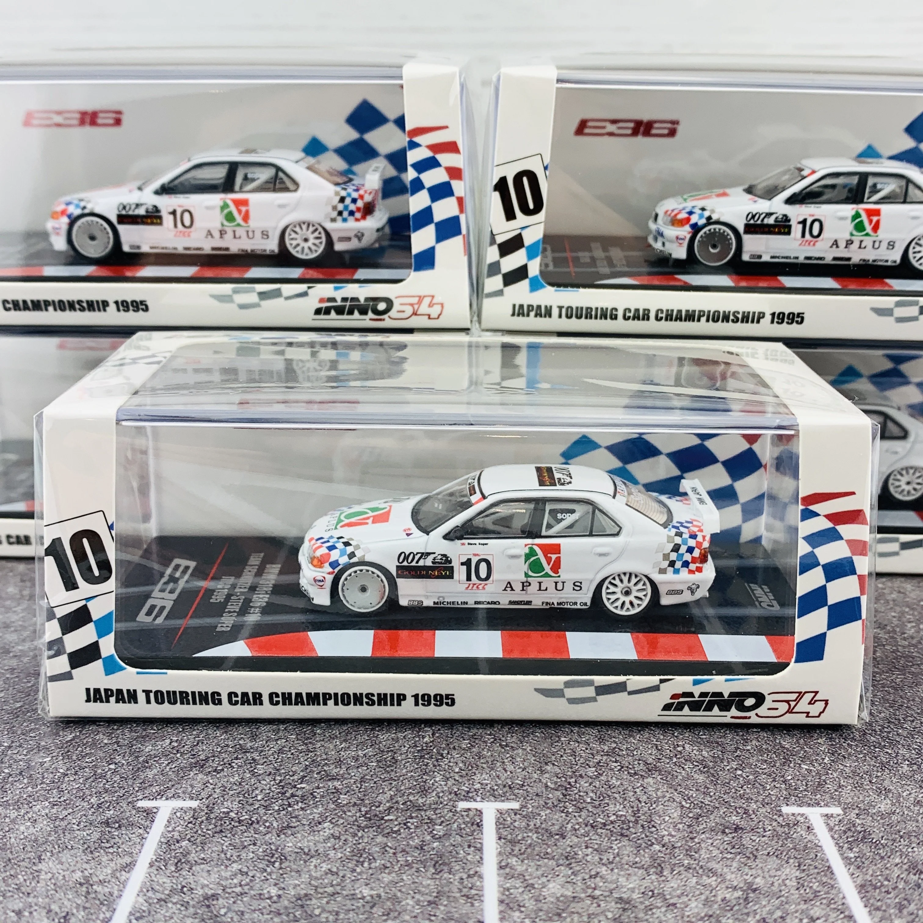 INNO64 1/64 BMW E36 318i #10 Japan Touring Car Championship 1994 "Team Schnitzer" - Steve Soper IN64-E36-10JTCC94 - Image 7
