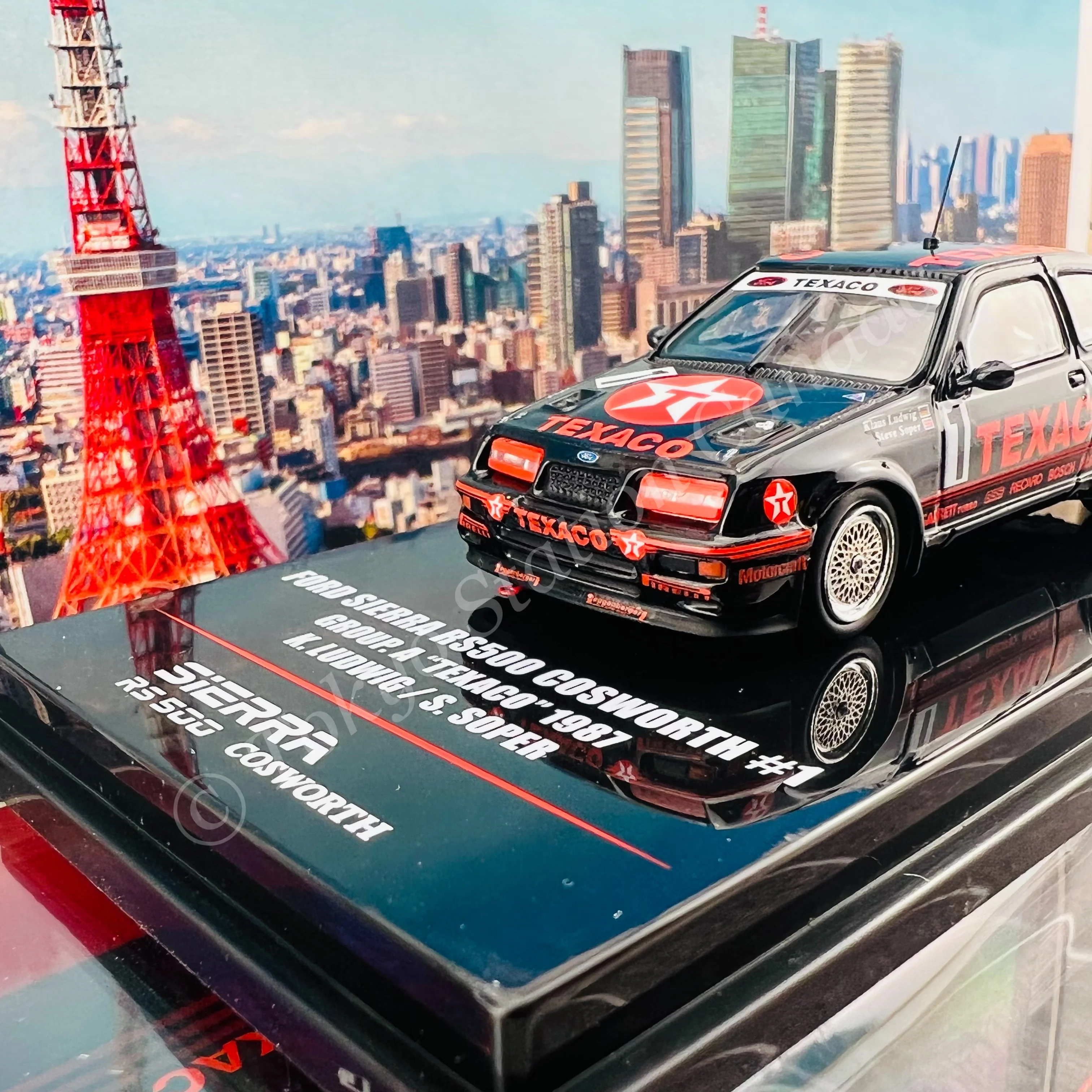 INNO64 1/64 FORD SIERRA RS500 COSWORTH #1 "TEXACO"  FIA European Touring Car Championship 1988  K. Ludwig / S. Soper IN64-RS500-TEX - Image 4