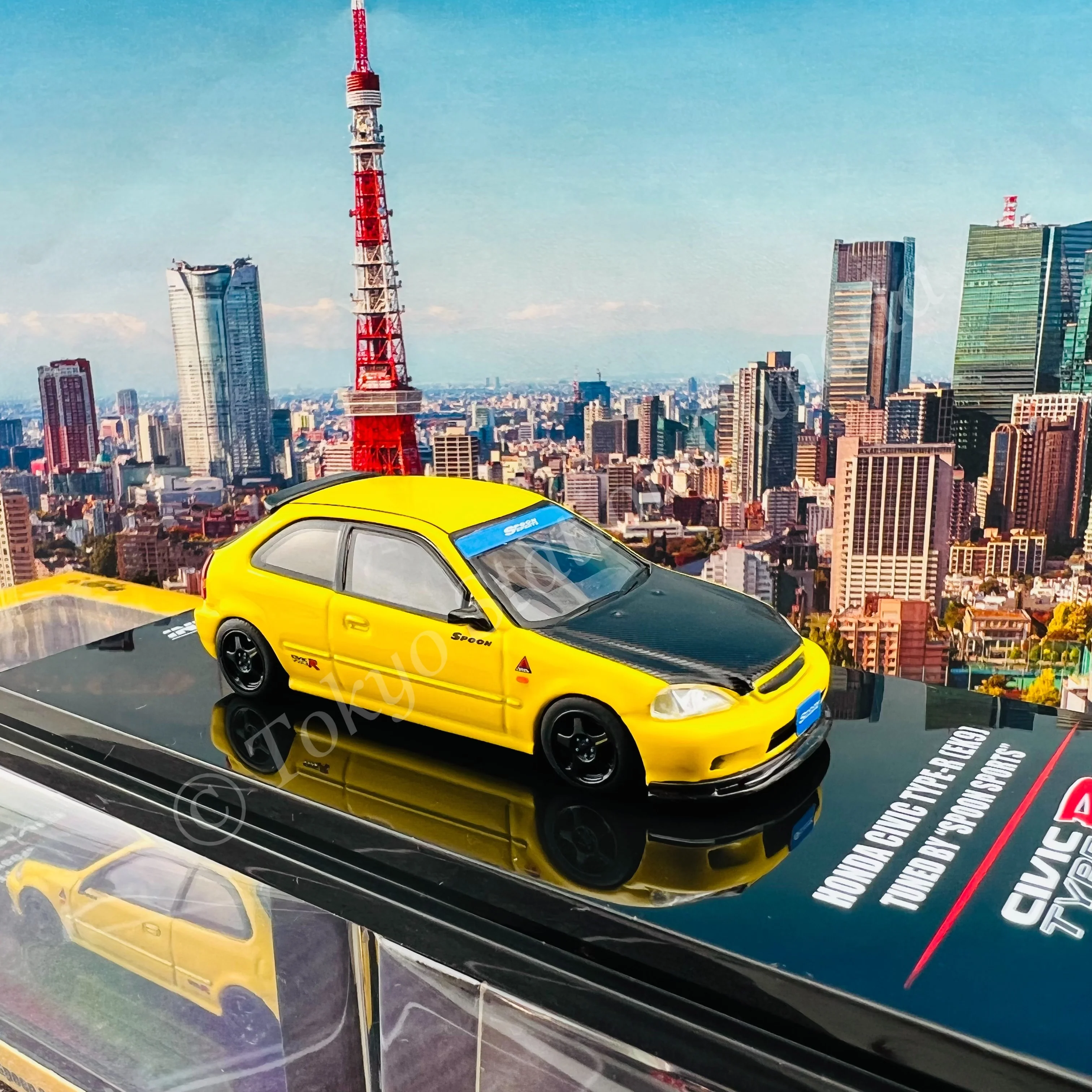 INNO64 1/64 HONDA CIVIC Type-R EK9 Yellow Tuned by Spoon Sports IN64-EK9-YLSP - Image 6