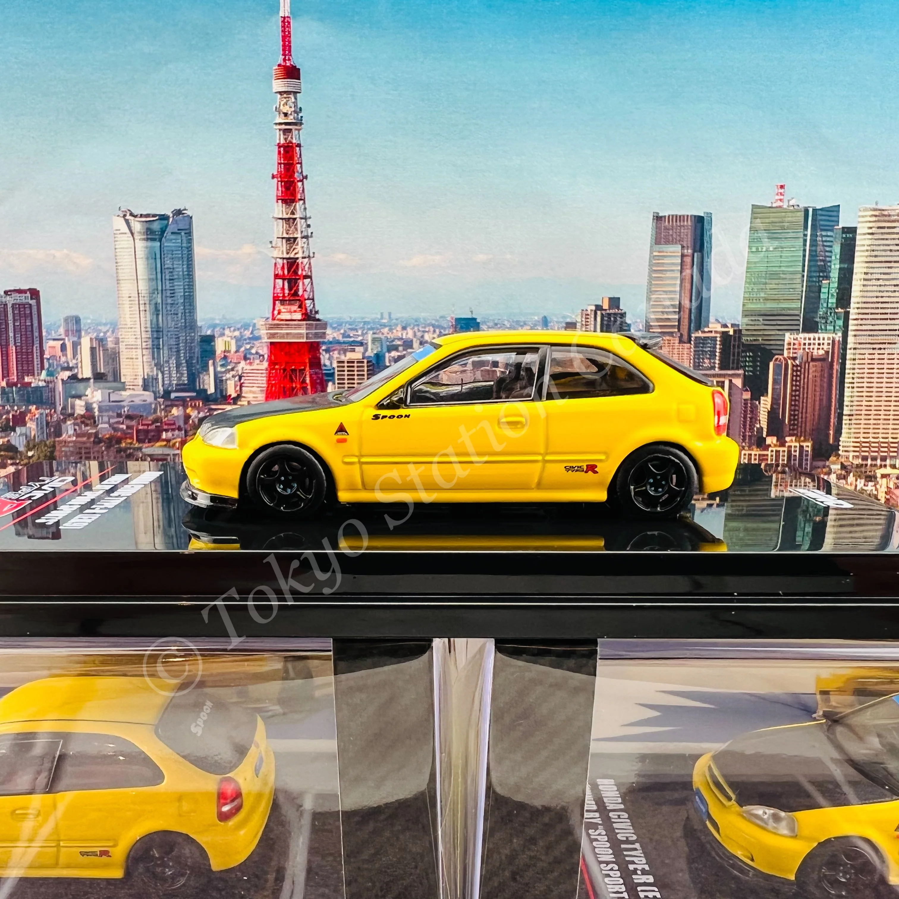 INNO64 1/64 HONDA CIVIC Type-R EK9 Yellow Tuned by Spoon Sports IN64-EK9-YLSP - Image 7