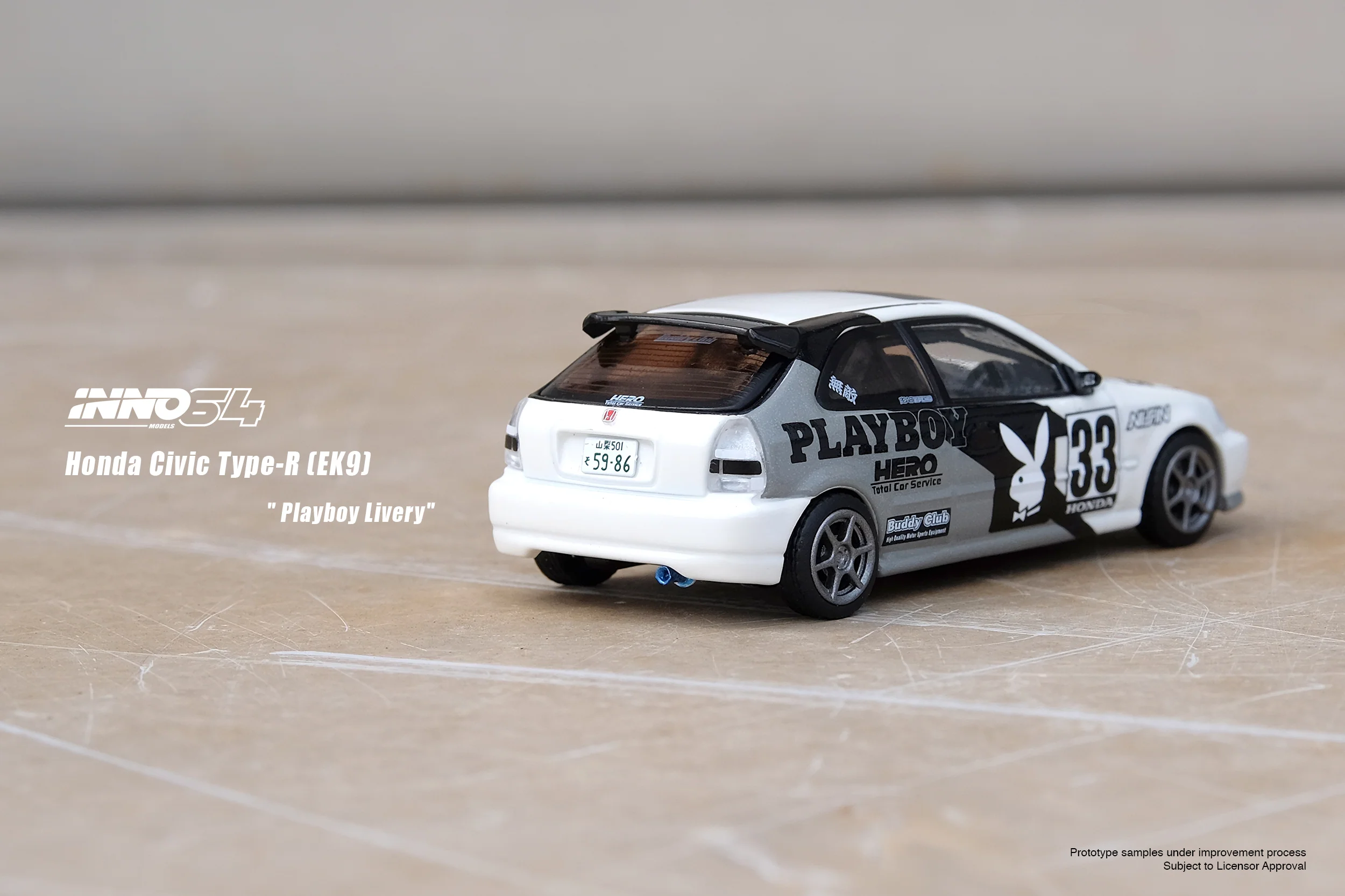 INNO64 1/64 HONDA CIVIC TYPR-R (EK9) "PLAYBOY" Livery IN64-EK9-PB - Image 2