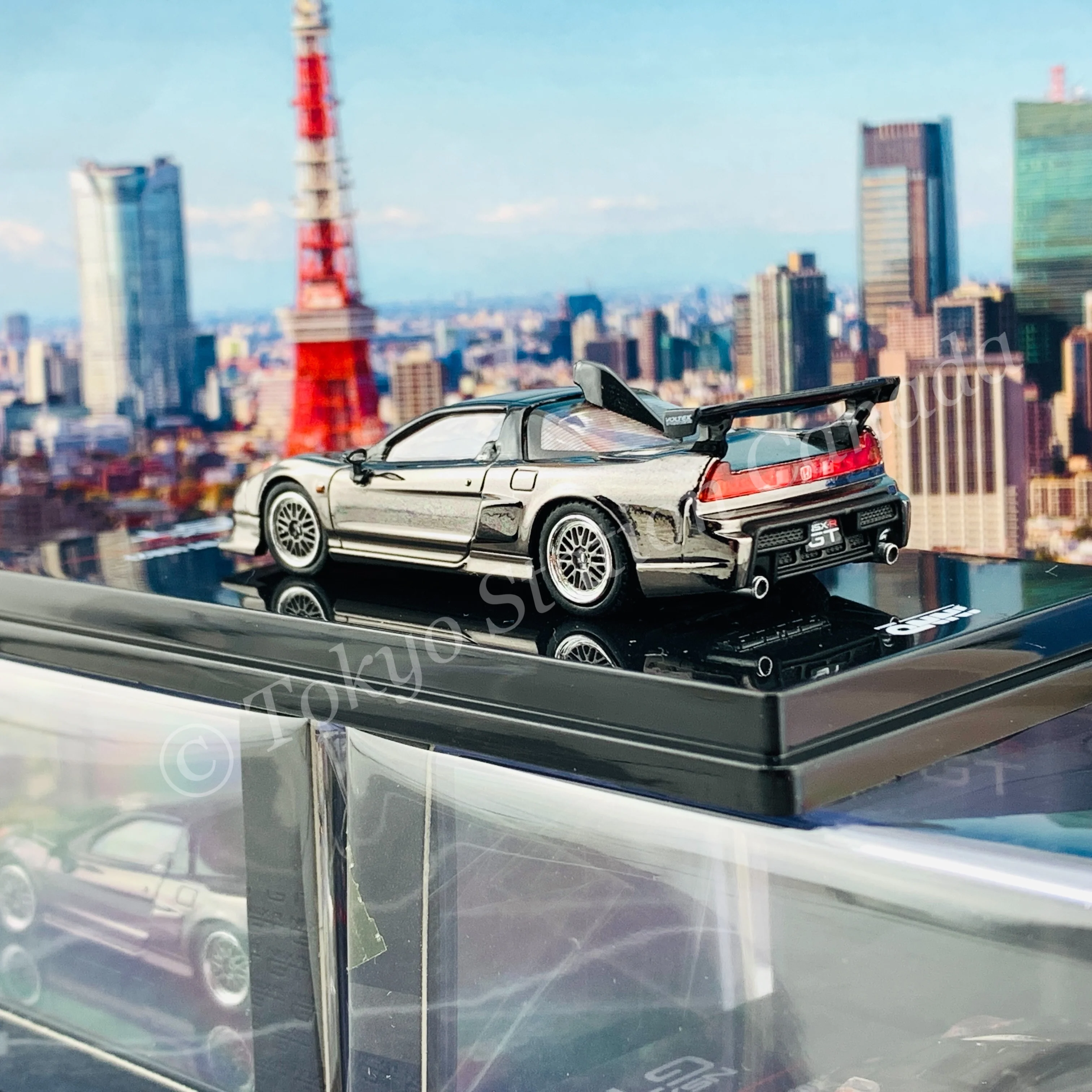 INNO64 1/64 HONDA NSX-R GT (NA2) Black Chrome W/ Extra Wheels IN64-NSXGT-BLACH - Image 5