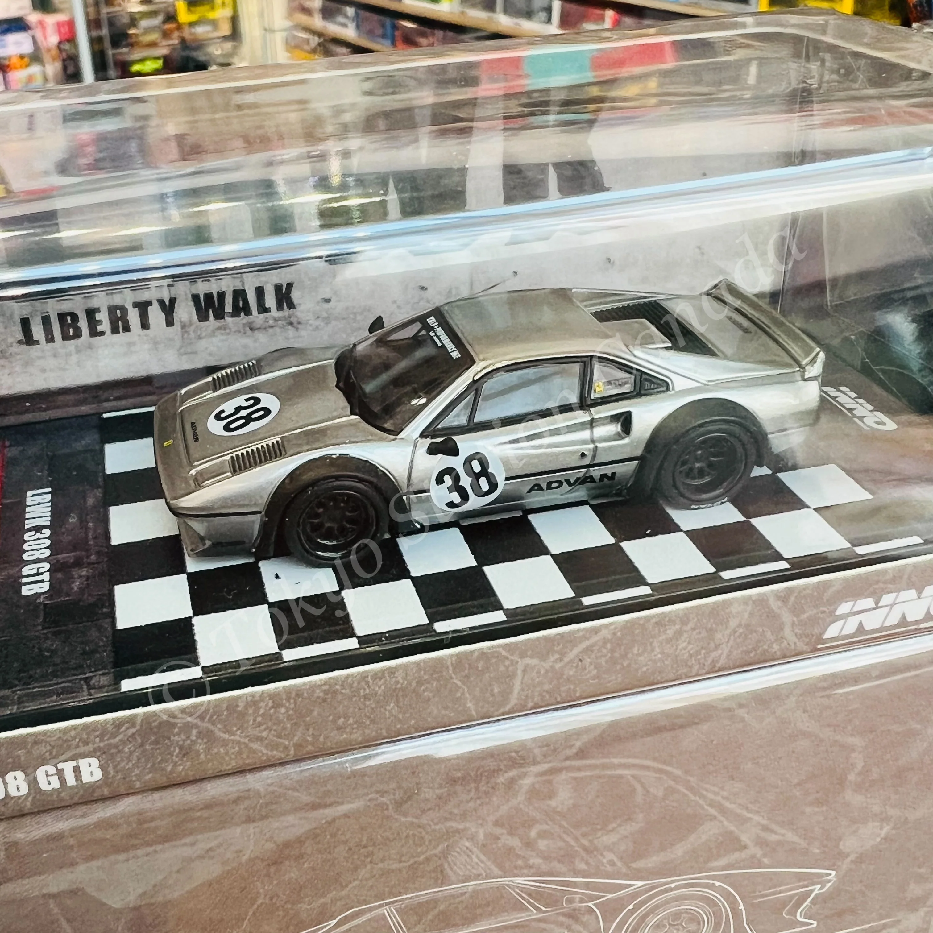 INNO64 1/64 LBWK 308 GTB Grey IN64-LBWK308-GREY - Image 2