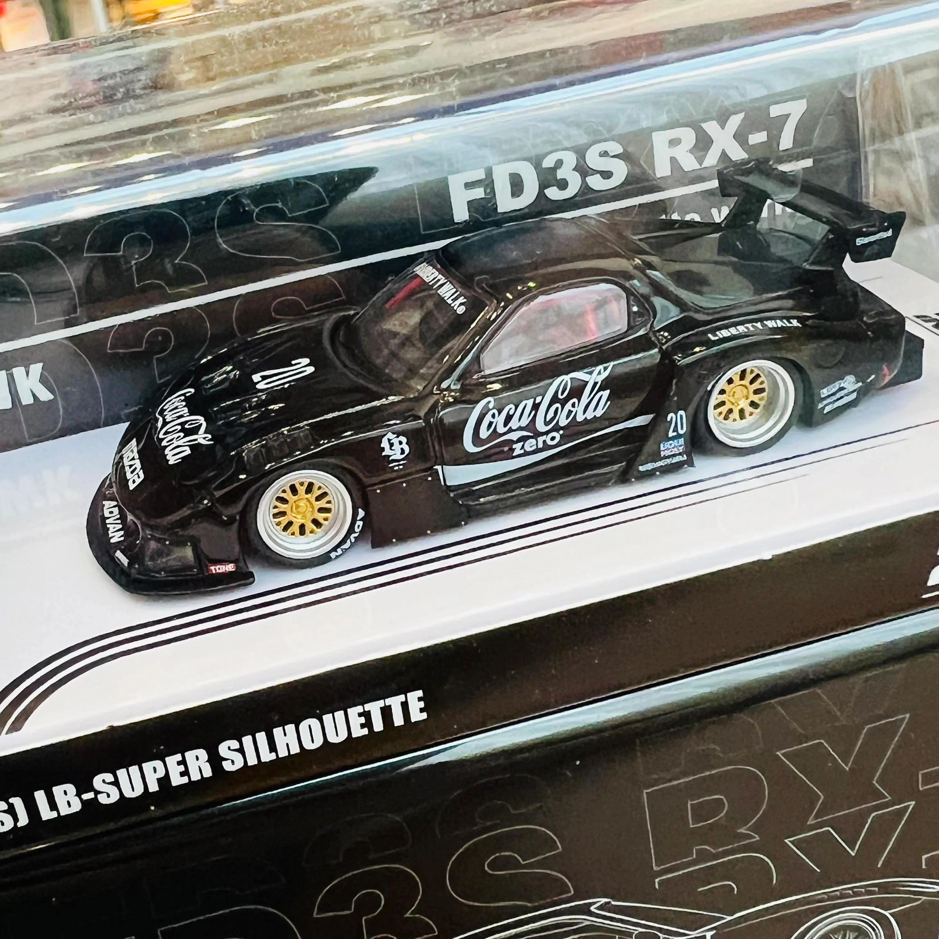 INNO64 1/64 MAZDA RX7 (FD3S) LB-SUPER SILHOUETTE - Black IN64-LBWK-RX7-01 - Image 2