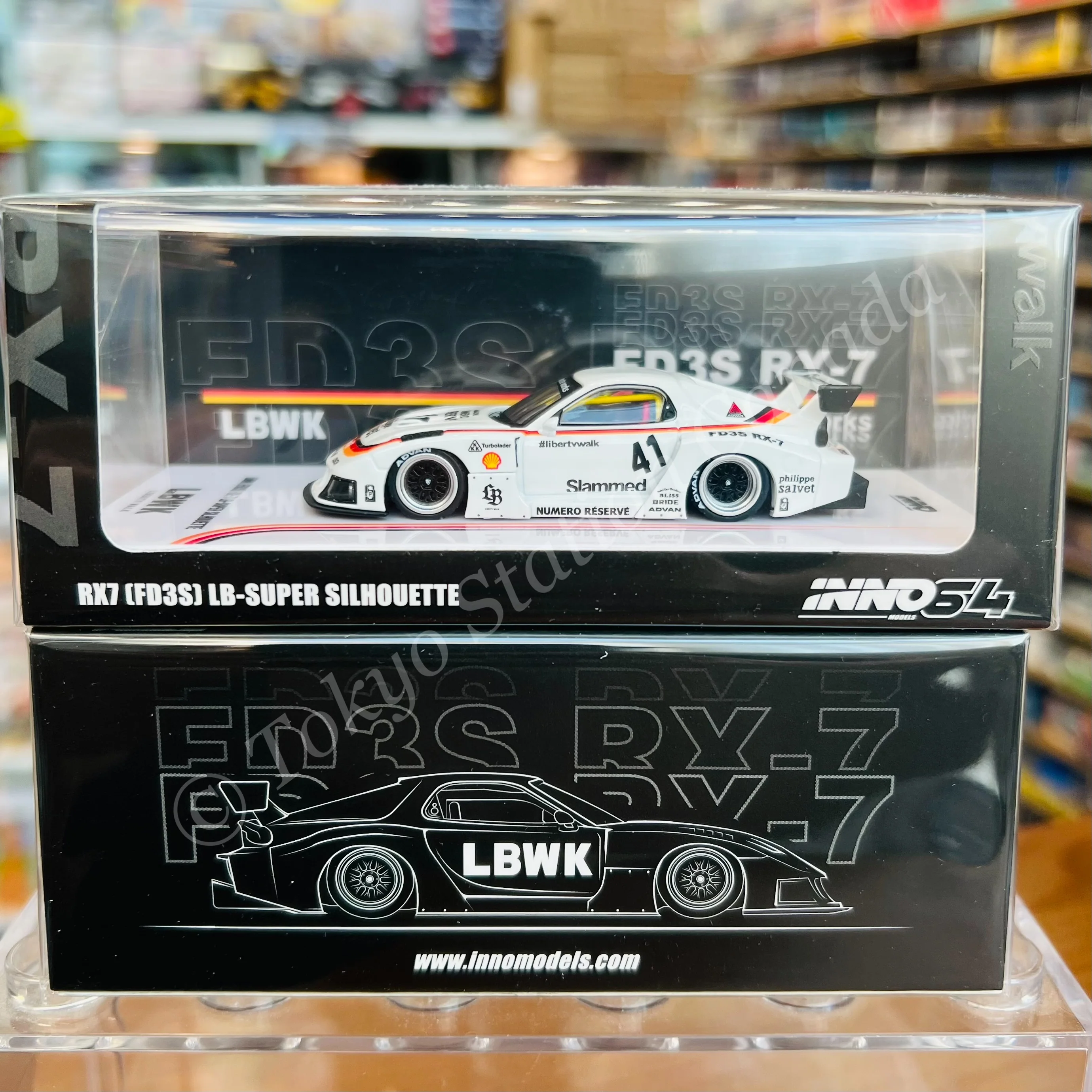 INNO64 1/64 MAZDA RX7 (FD3S) LB-SUPER SILHOUETTE - White IN64-LBWK-RX7-02 - Image 4