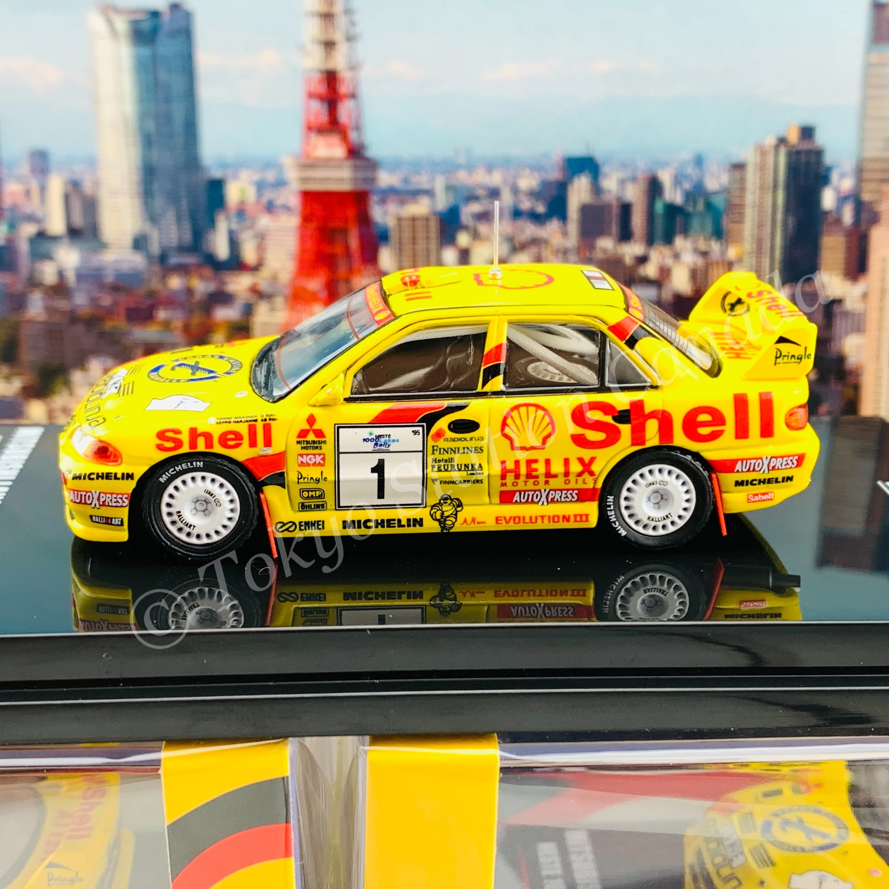 INNO64 1/64 MITSUBISHI LANCER EVOLUTION III #1  Neste 1000 Lakes Rally Finland 1995 Tommi Makinen / Seppo Harjanne IN64-EVO3-1KL95 - Image 3
