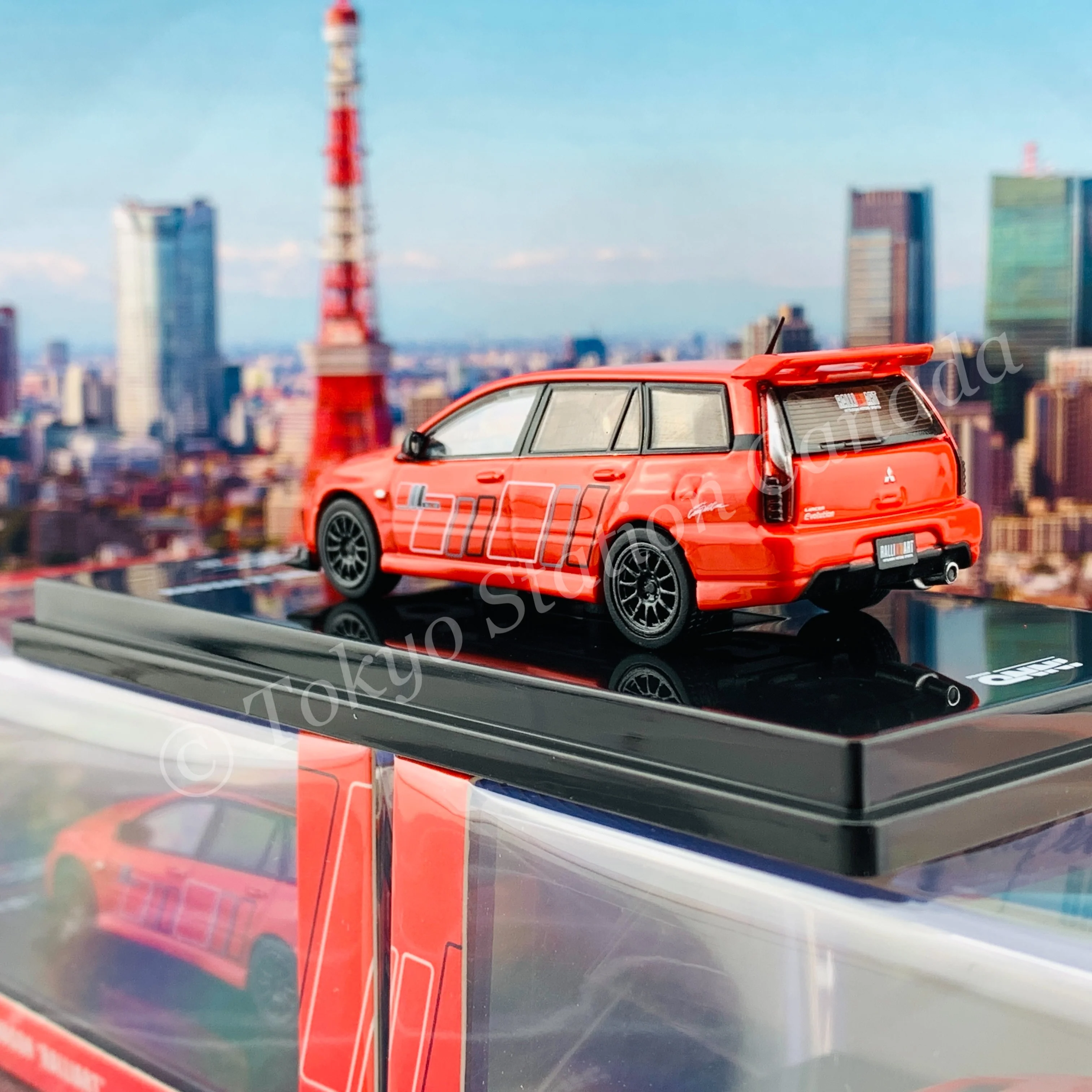 INNO64 1/64 MITSUBISHI LANCER EVOLUTION IX WAGON 2005 RALLIART Red IN64-EVO9W-RARE - Image 4