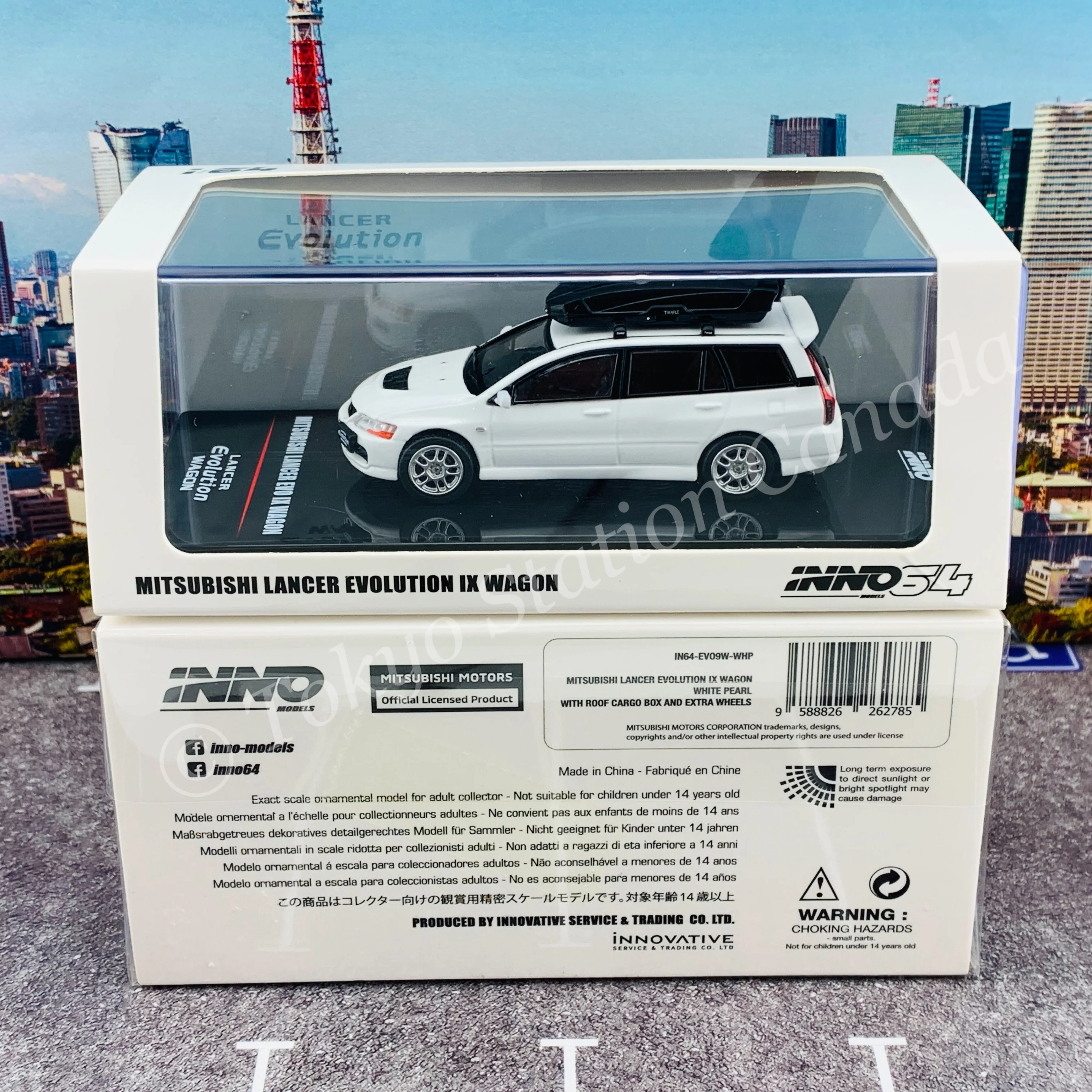 INNO64 1/64 MITSUBISHI LANCER EVOLUTION IX WAGON White Pearl With Roof Cargo  Box and Extra Wheels IN64-EVO9W-WHP - Image 8