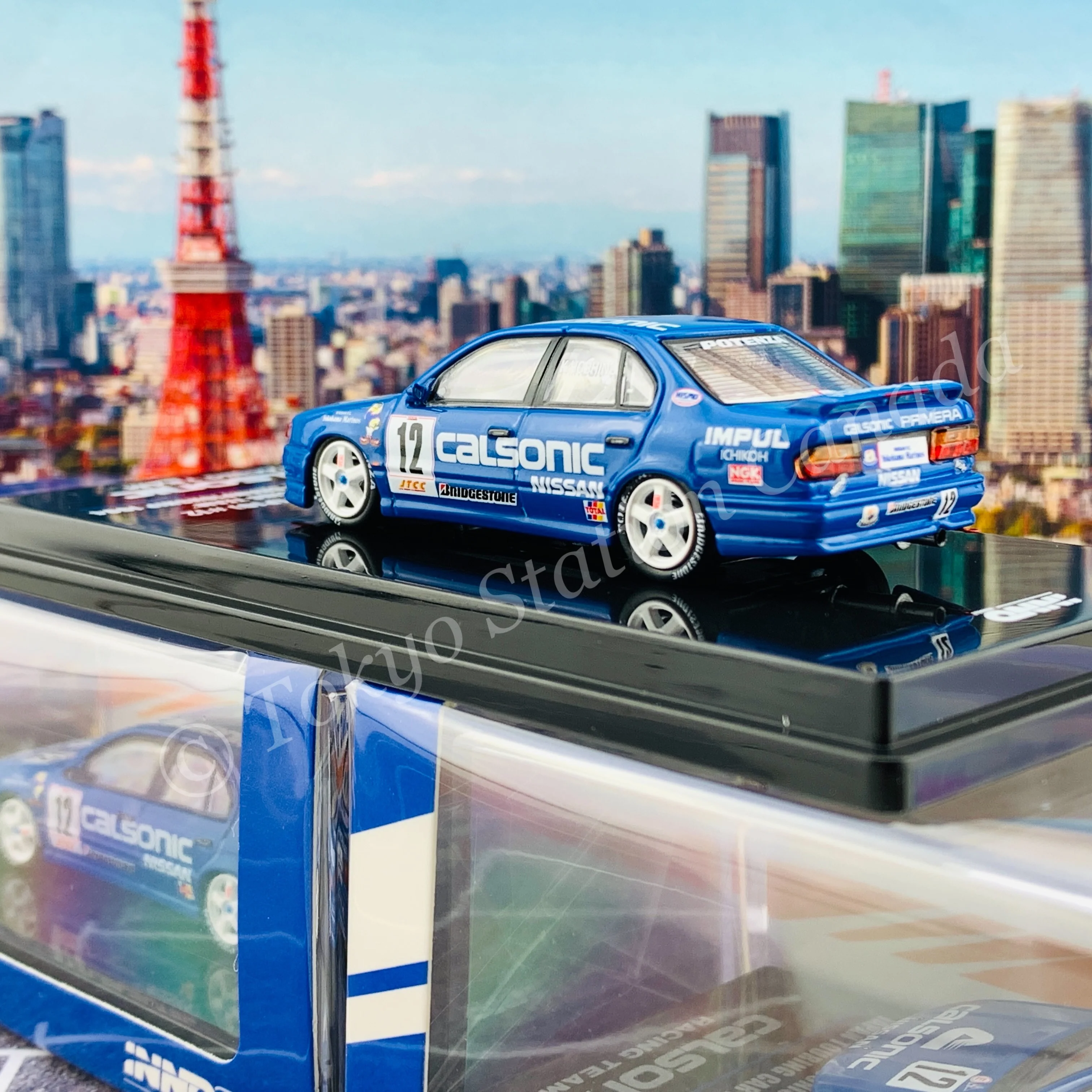 INNO64 1/64 NISSAN PRIMERA (P10) #12 "CALSONIC"  JTCC 1994 IN64-P10-CA12 - Image 4