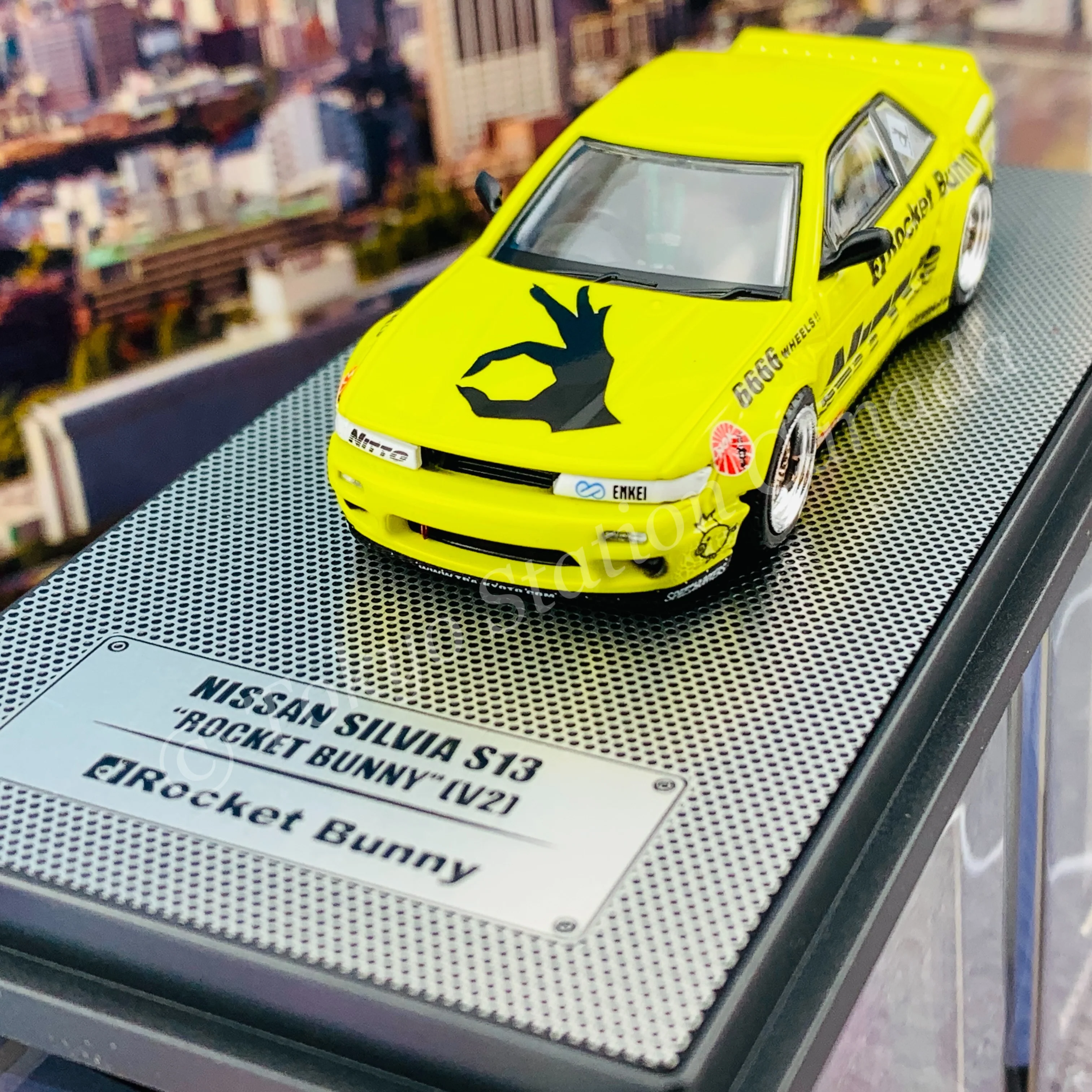 INNO64 1/64 NISSAN SILVIA S13 V2 PANDEM / ROCKET BUNNY  Light Yellow  IN64-S13V2-LIY - Image 2