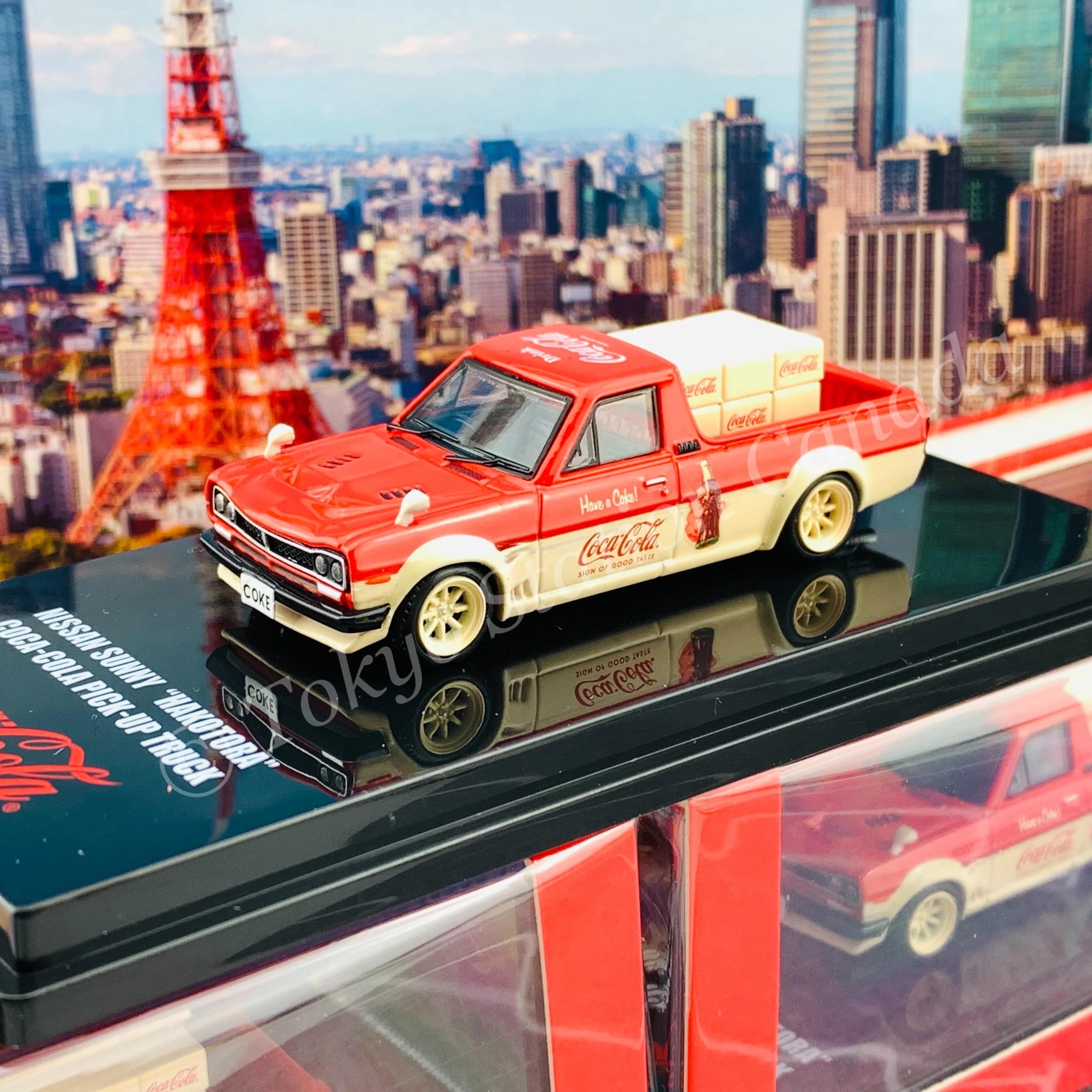 INNO64 1/64 NISSAN Sunny "Hakotora" Coca-Cola Pickup Truck COKE028 - Image 2