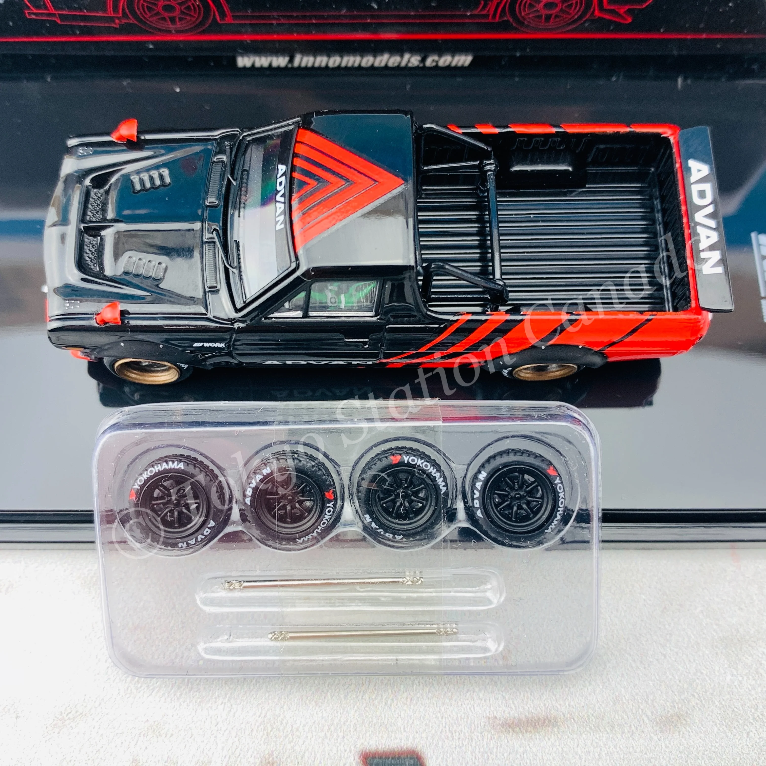 INNO64 1/64 NISSAN SUNNY "HAKOTORA" Pickup Truck  "ADVAN" Concept Livery WITH EXTRA WHEELS IN64-HKT-AD - Image 6