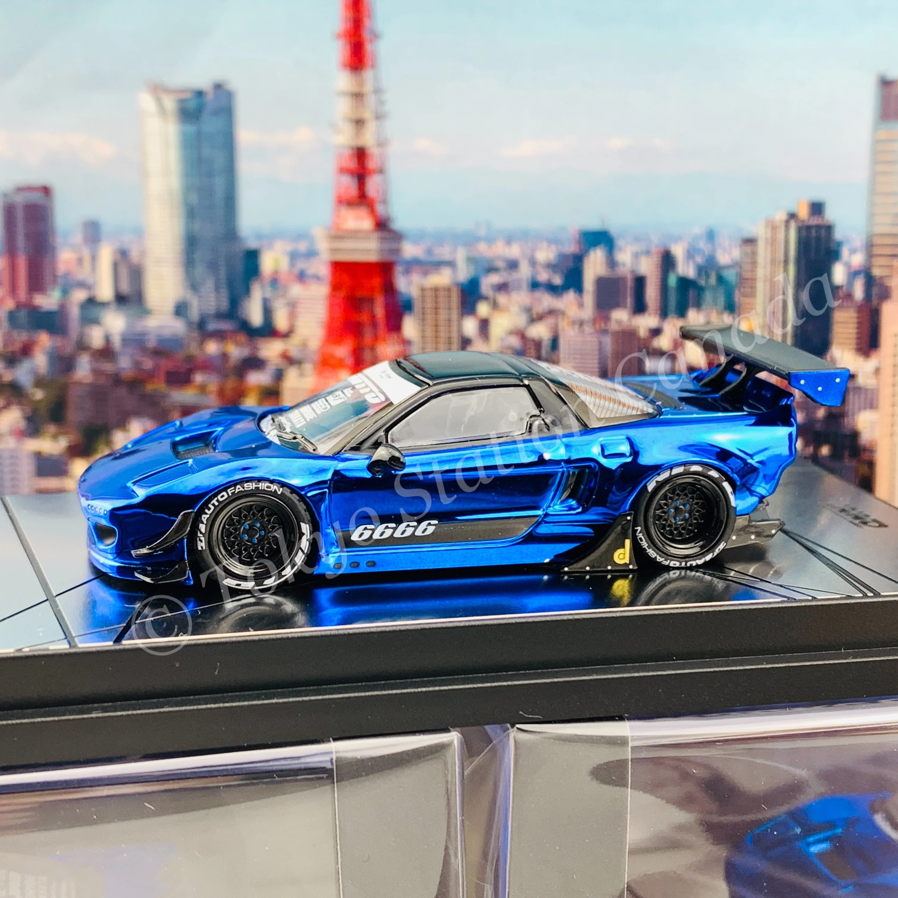 INNO64 1/64 NSX (NA) ROCKET BUNNY V2 AERO Chrome Blue IN64-NSXP-BCH - Image 5