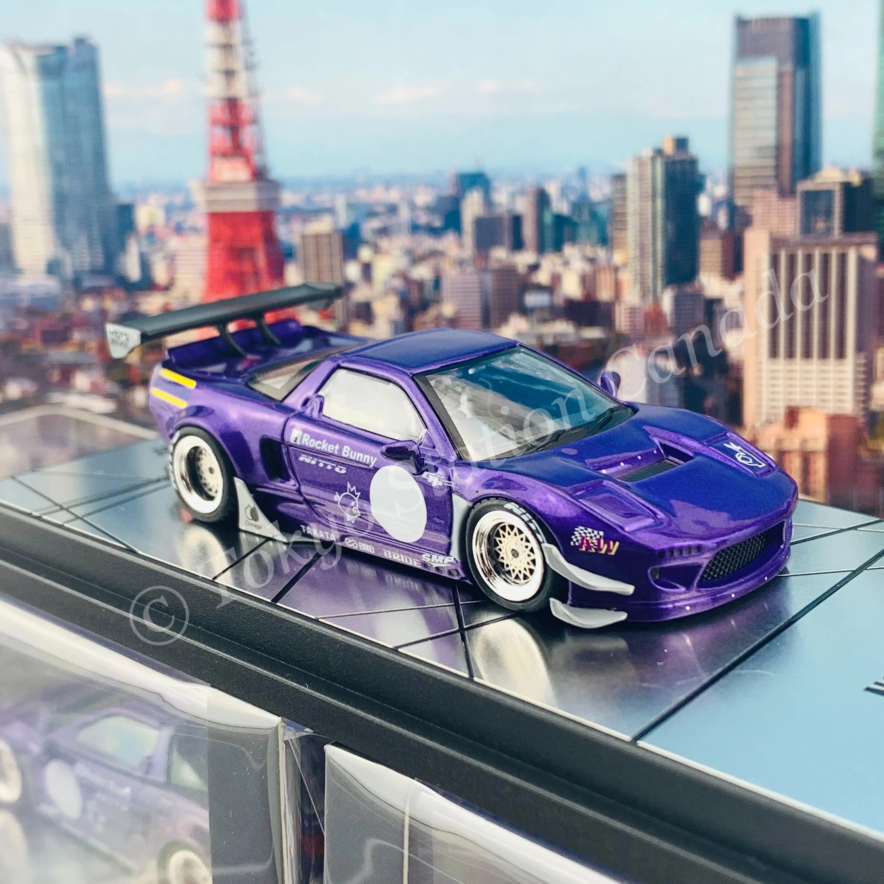 INNO64 1/64 NSX (NA) ROCKET BUNNY V2 AERO Metallic Purple IN64-NSXP-MP - Image 5
