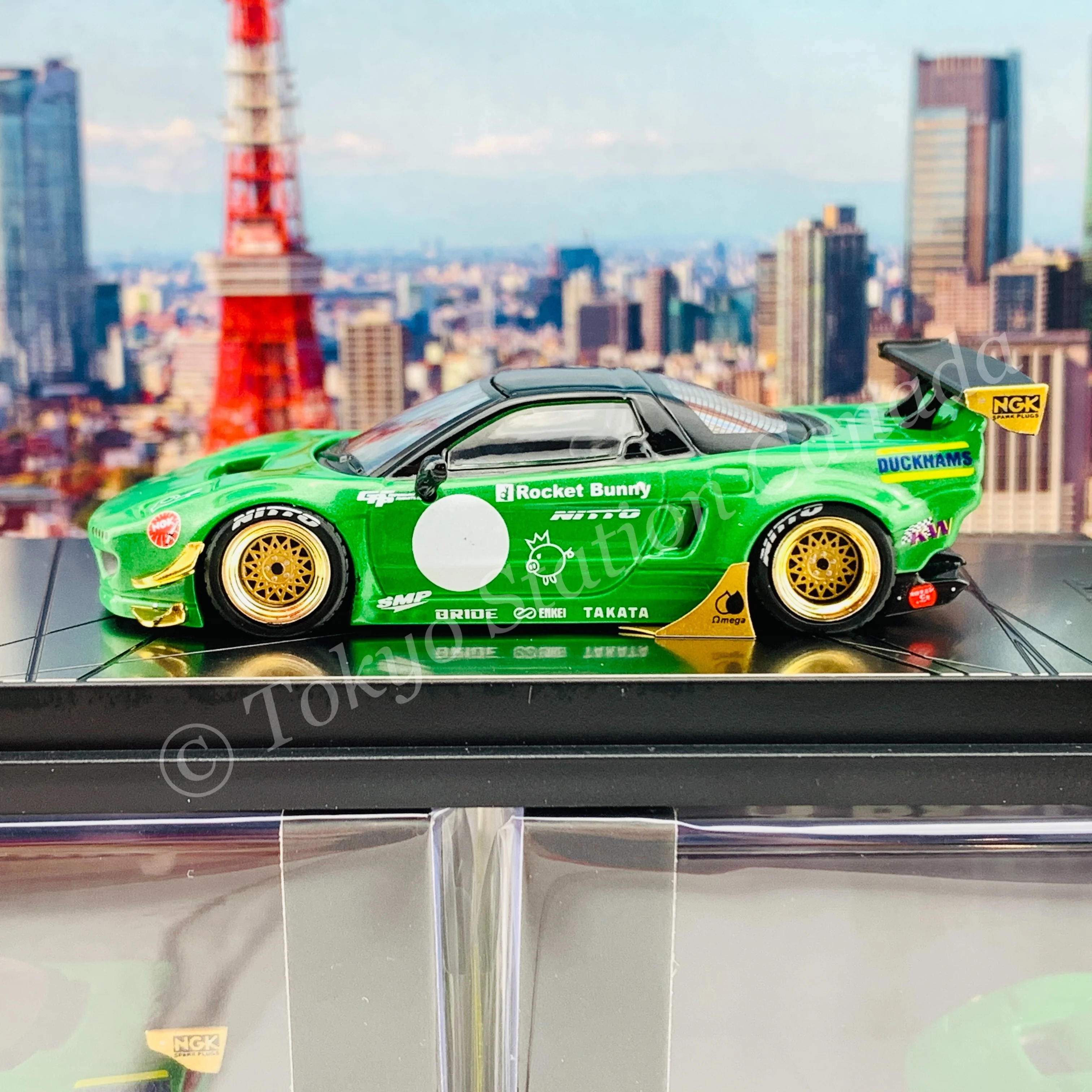 INNO64 1/64 NSX NA1 PANDEM ROCKET BUNNY Green Metallic IN64-NSXP-GRE - Image 2
