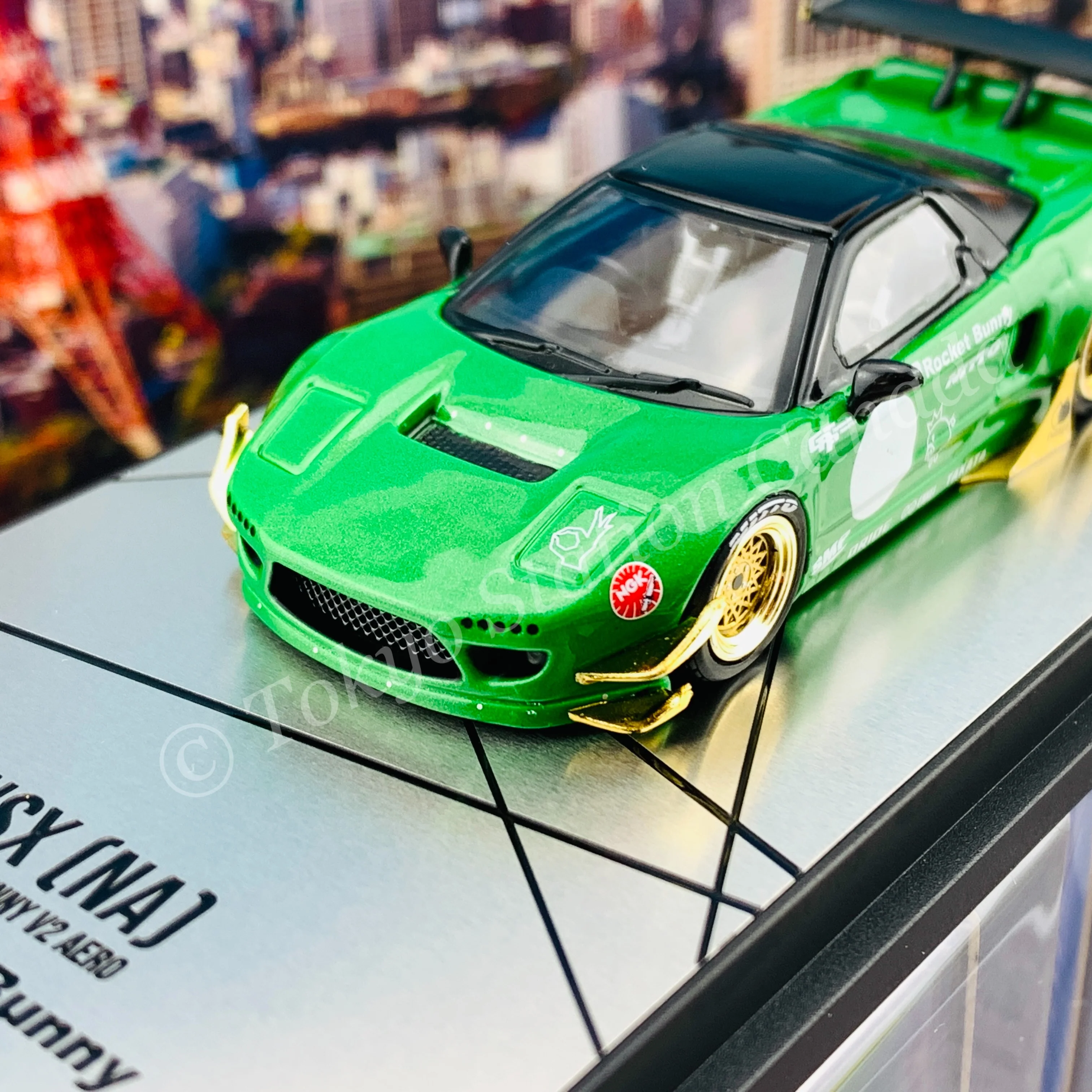 INNO64 1/64 NSX NA1 PANDEM ROCKET BUNNY Green Metallic IN64-NSXP-GRE - Image 3