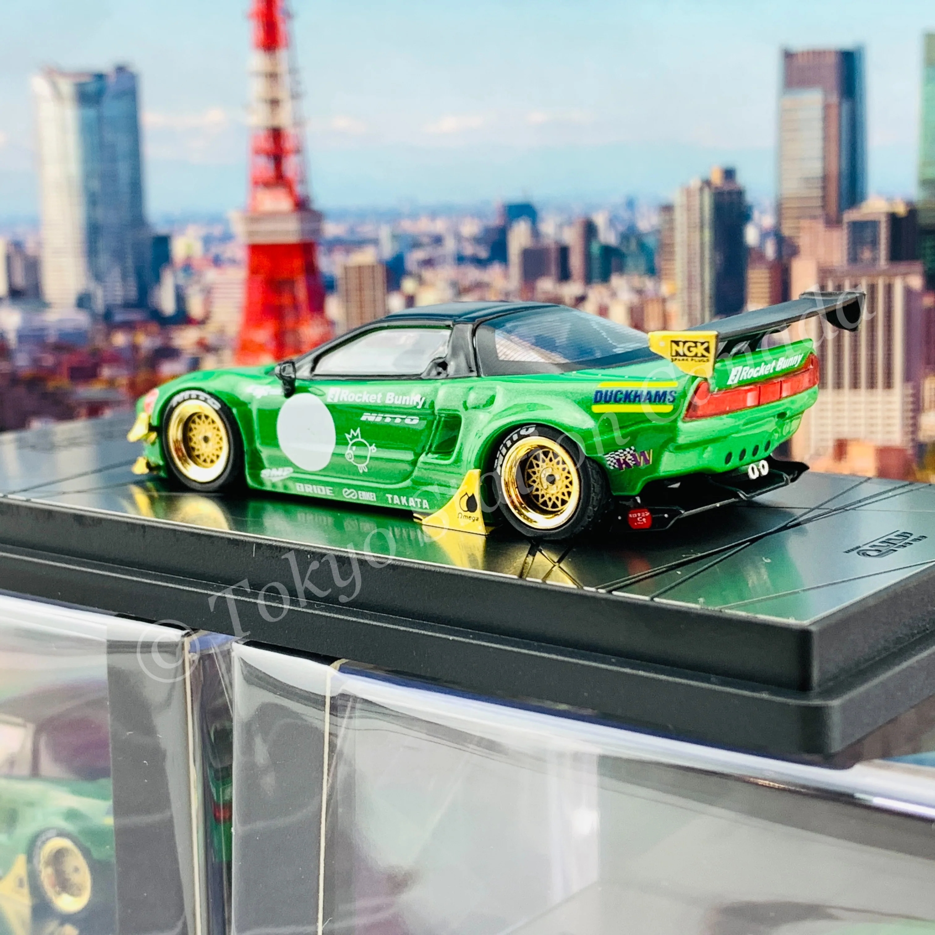 INNO64 1/64 NSX NA1 PANDEM ROCKET BUNNY Green Metallic IN64-NSXP-GRE - Image 4