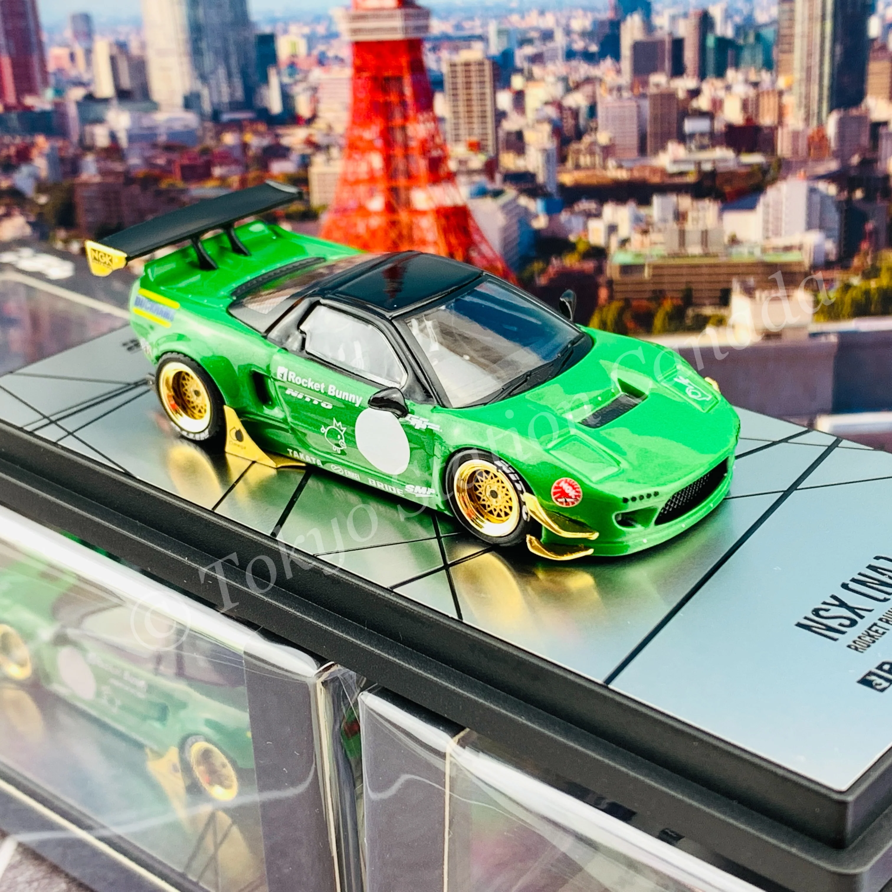 INNO64 1/64 NSX NA1 PANDEM ROCKET BUNNY Green Metallic IN64-NSXP-GRE - Image 5