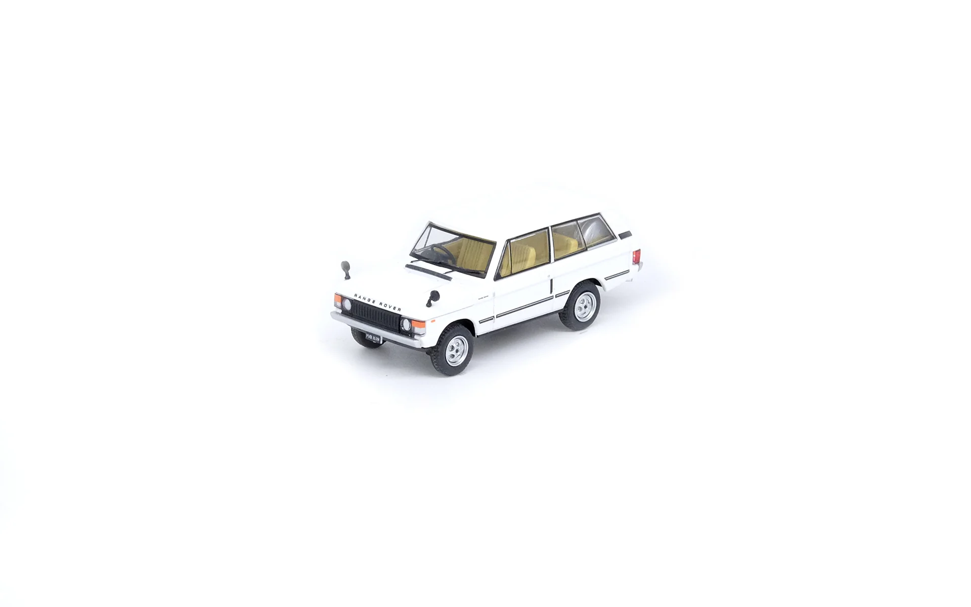 INNO64 1/64 RANGE ROVER "CLASSIC" White IN64-RRC-WHI - Image 2