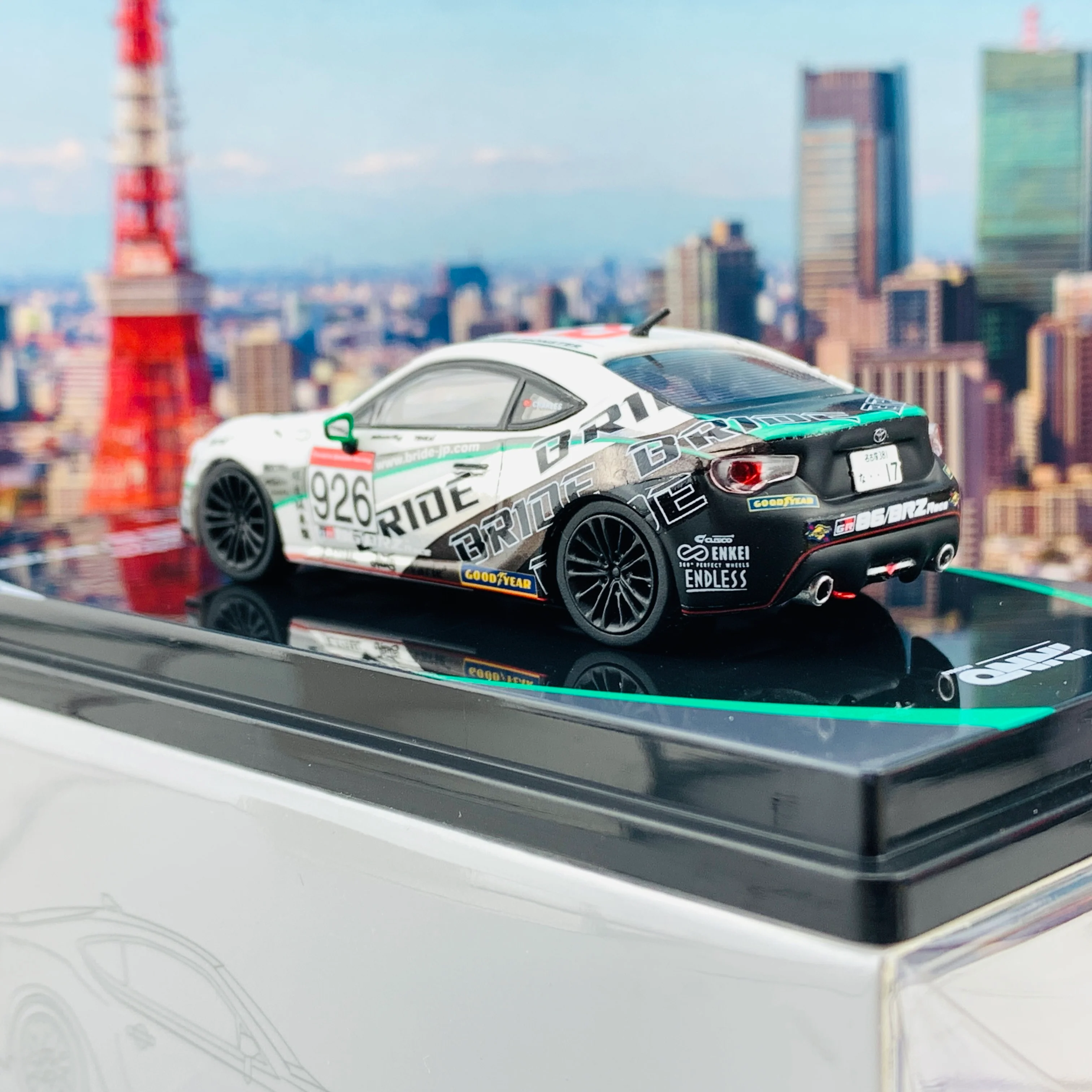 INNO64 1/64 TOYOTA 86 #926 "BRIDE" GAZOO RACING 86/BRZ 2016 Limited 1200pcs Worldwide - Charles Ng Signature Model IN64-GT86-BRI - Image 5