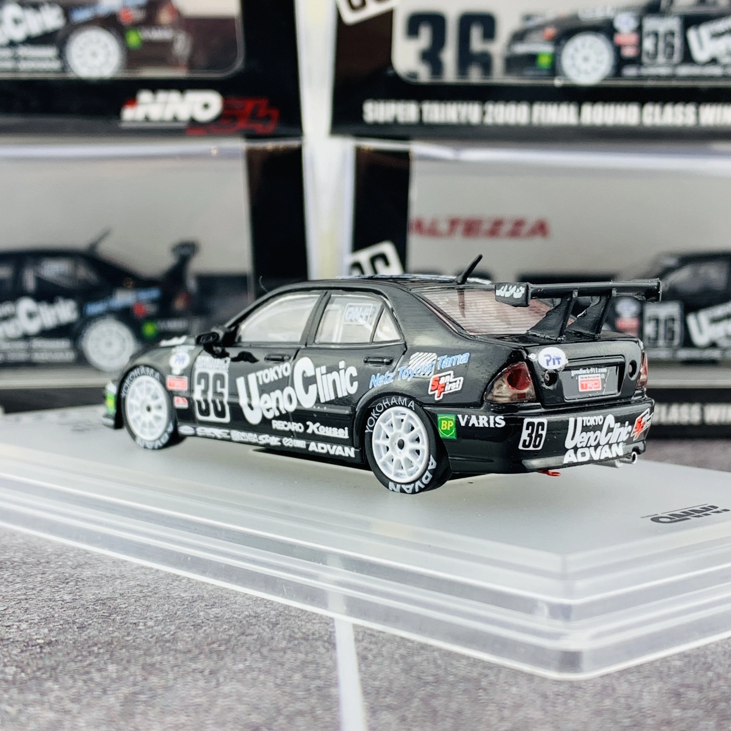 INNO64 1/64 TOYOTA ALTEZZA #36 "UENO CLINIC TOM'S"  Super Taikyu 2000 Final Round Class Winner IN64-RS200-UCST - Image 5