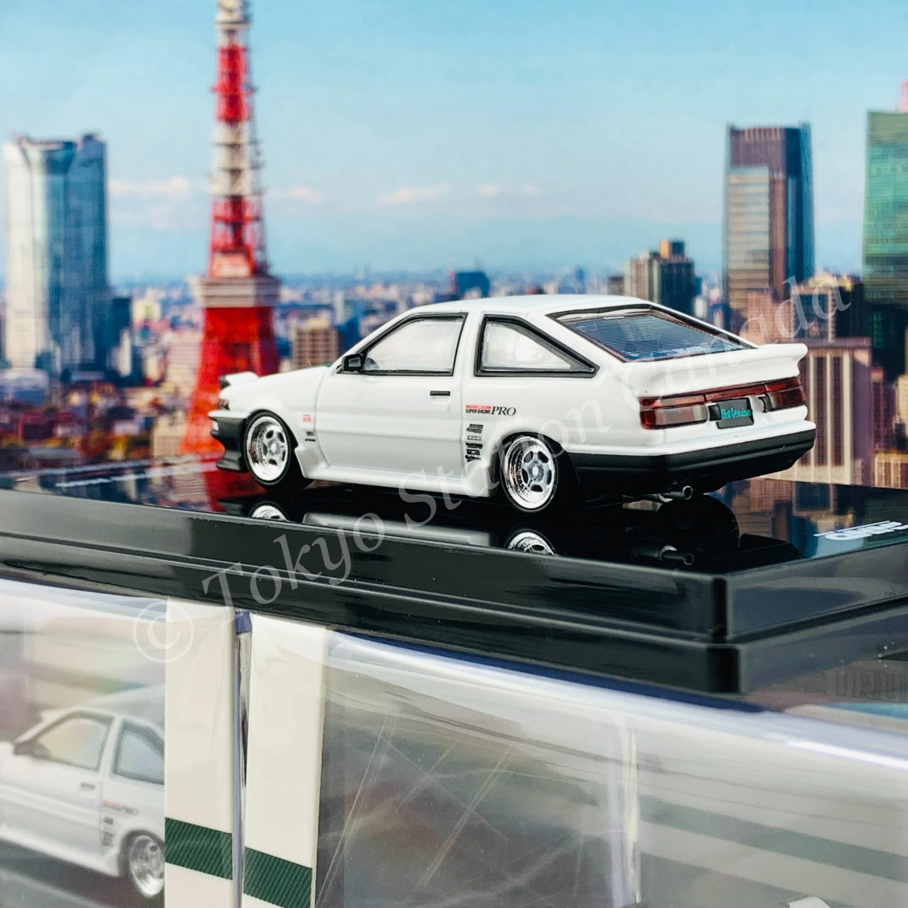 INNO64 1/64 TOYOTA SPRINTER TRUENO AE86 Drift Car IN64-AE86T-DC - Image 4
