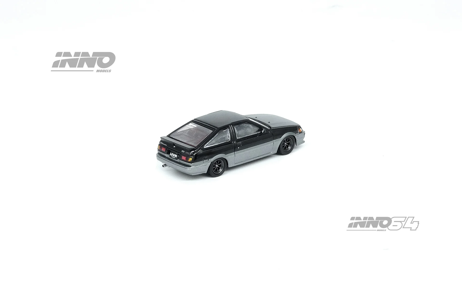 INNO64 1/64 TOYOTA COROLLA Levin AE86 Black/Grey IN64-AE86-BLGR - Image 3