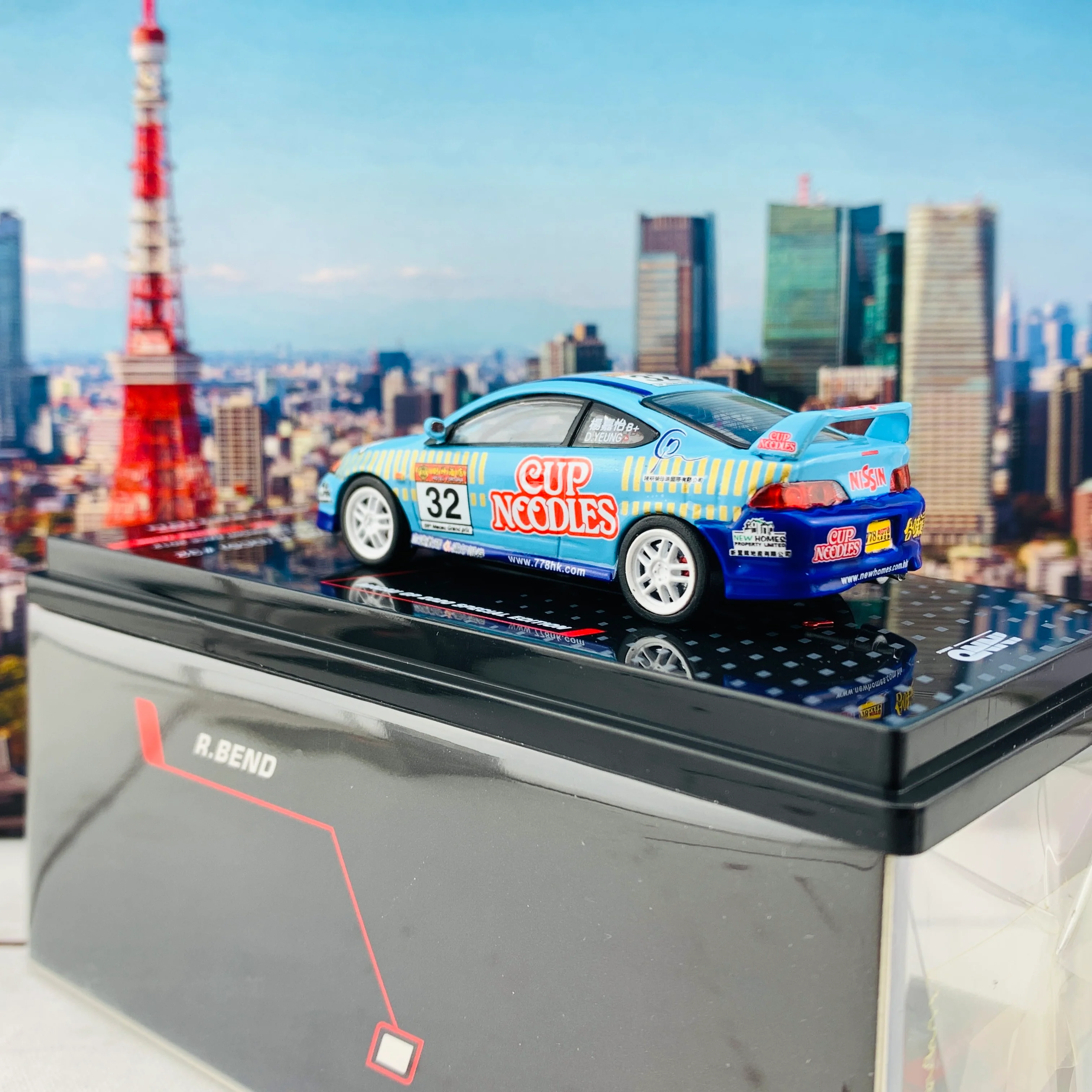 INNO64 MACAU GP 2020 COLLECTION HONDA INTEGRA Type-R DC5 #32 "778 Auto Sport CUP NOODLES"  IN64-DC5-MGP20CN - Image 5
