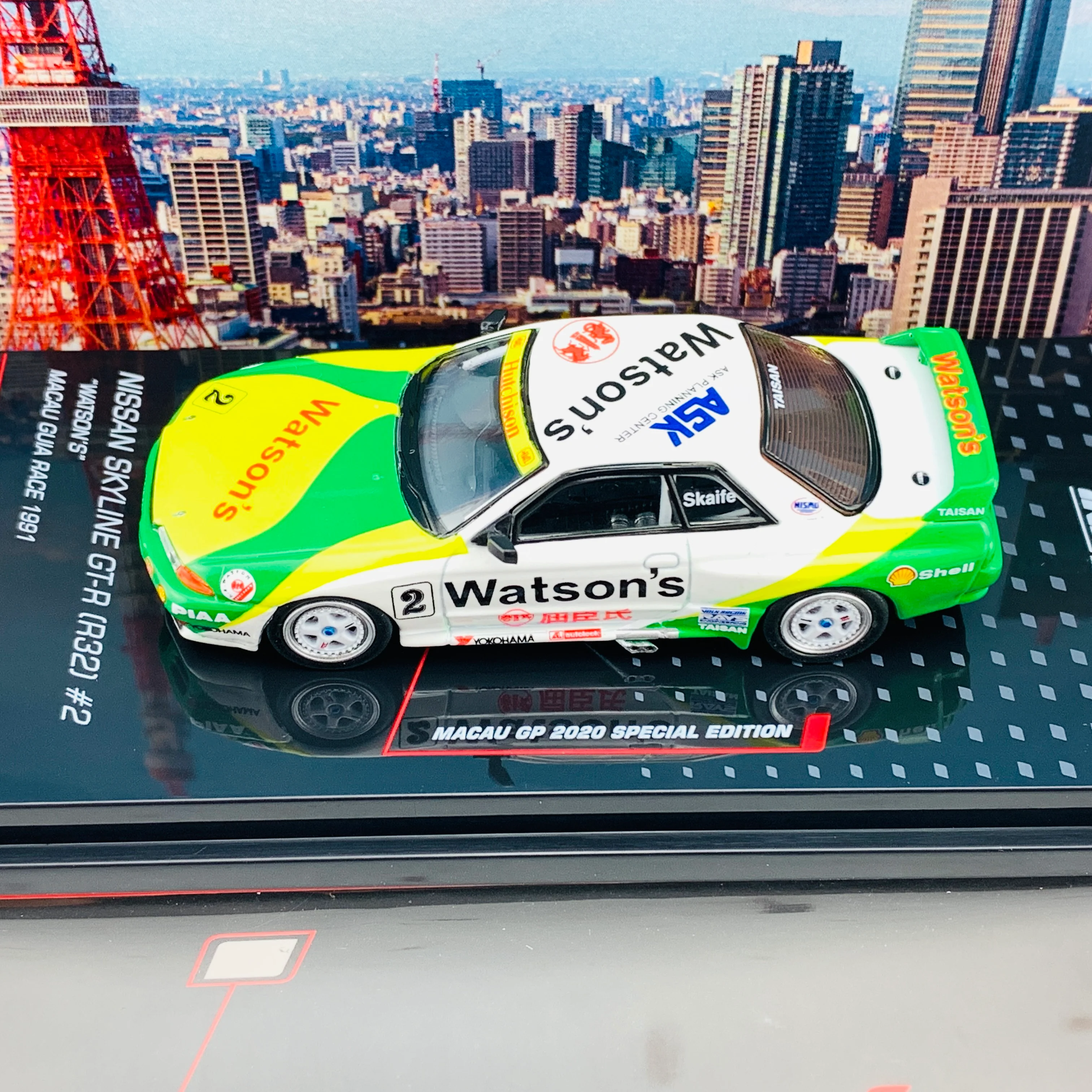 INNO64 MACAU GP 2020 COLLECTION NISSAN SKYLINE GT-R (R32) #2  "WATSON'S" Macau Guia Rce 1991 MARK SKAIFE IN64-R32-MGP20WS - Image 4