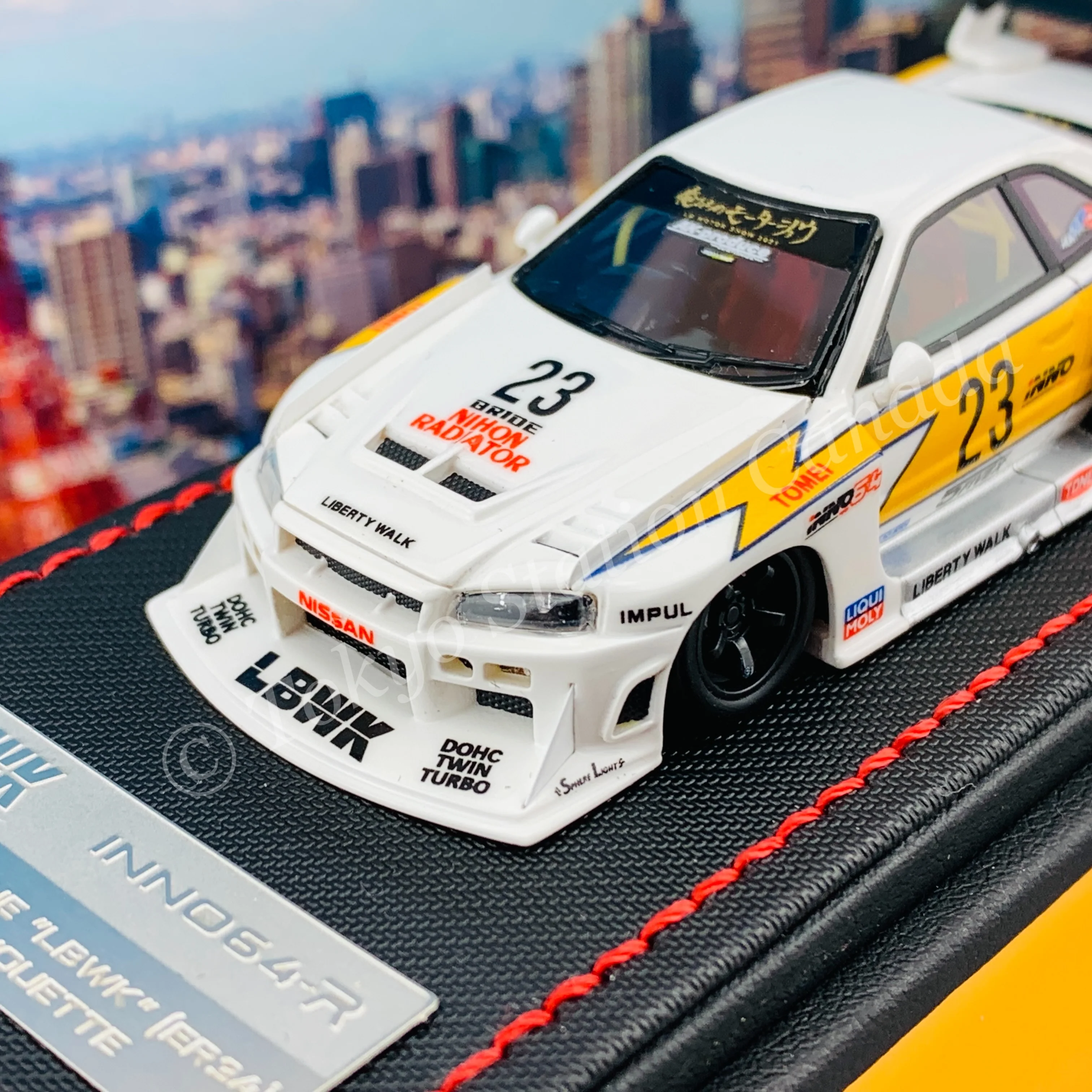 INNO64-R 1/64 RESIN NISSAN SKYLINE "LBWK" (ER34) SUPER SILHOUETTE  RETRO LIVERY IN64R-R34-LBSS - Image 2