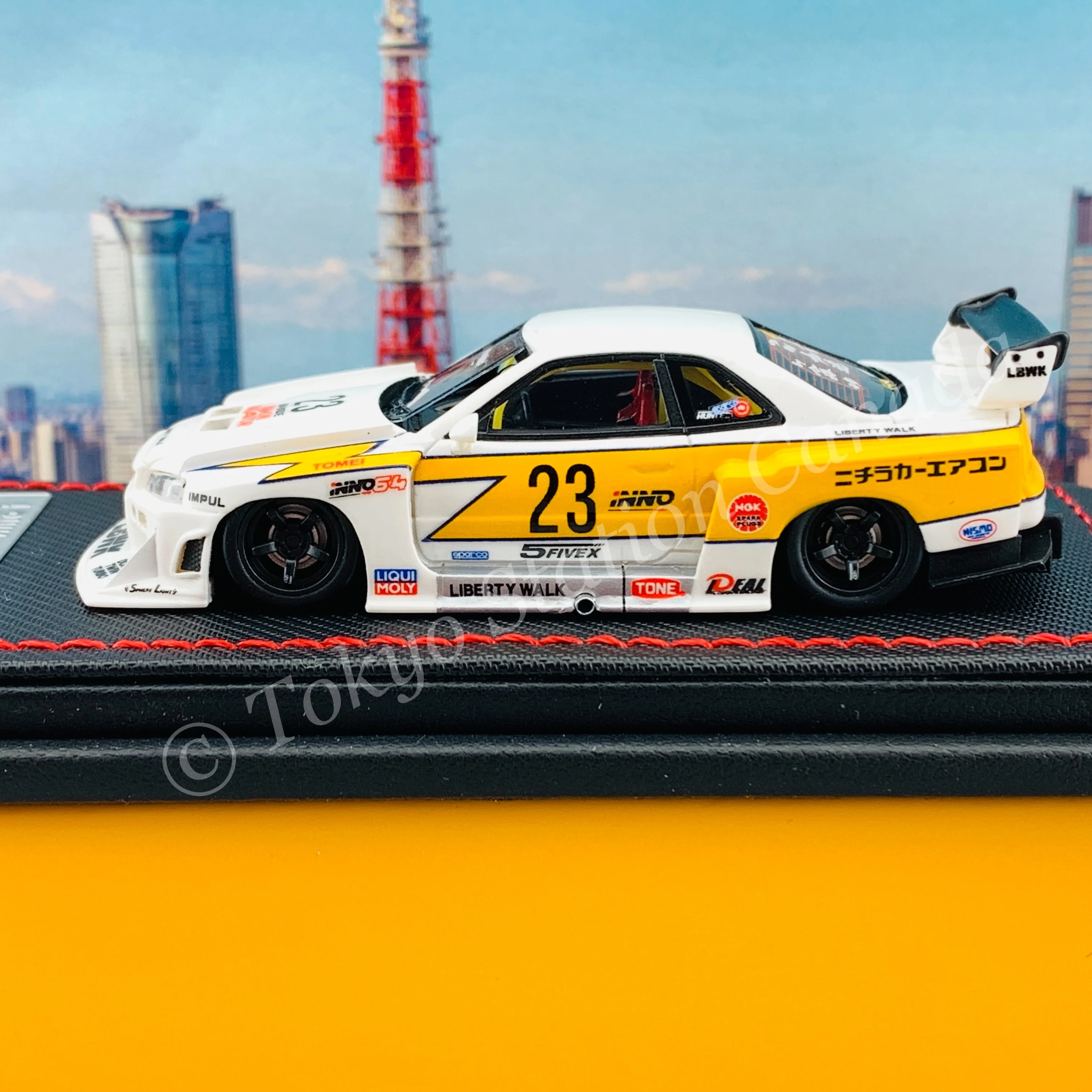 INNO64-R 1/64 RESIN NISSAN SKYLINE "LBWK" (ER34) SUPER SILHOUETTE  RETRO LIVERY IN64R-R34-LBSS - Image 3