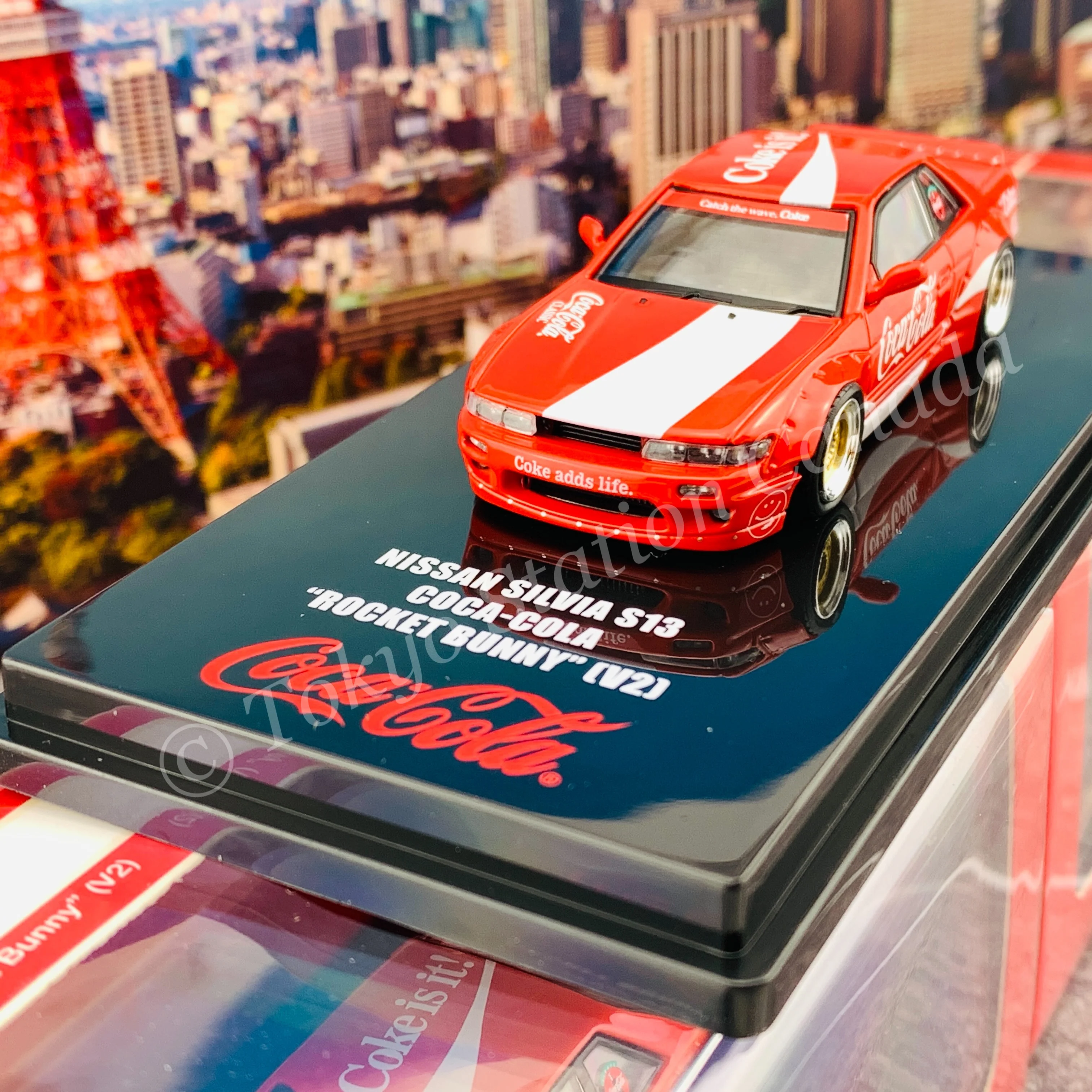 INNO64 x TOYEAST 1/64  COCA-COLA NISSAN SILVIA S13 ROCKET BUNNY V2 COKE037 - Image 2