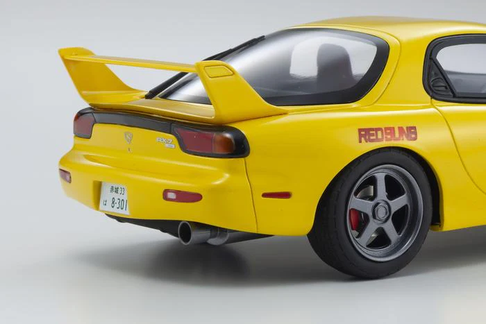 PREORDER KYOSHO 1:18 New Initial D the Movie Edition Mazda RX7 FD3S with Keisuke Takahashi Figure 高橋 啓介 KSR18D02-B (Approx. Release Date : May 2020 and subject to the manufacturer's final decision) - Image 9