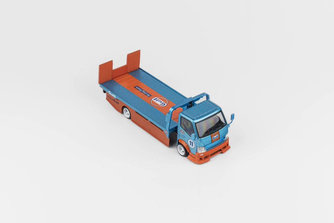 Micro Turbo 1/64 Custom Flatbed Tow Truck - Gulf - Image 3