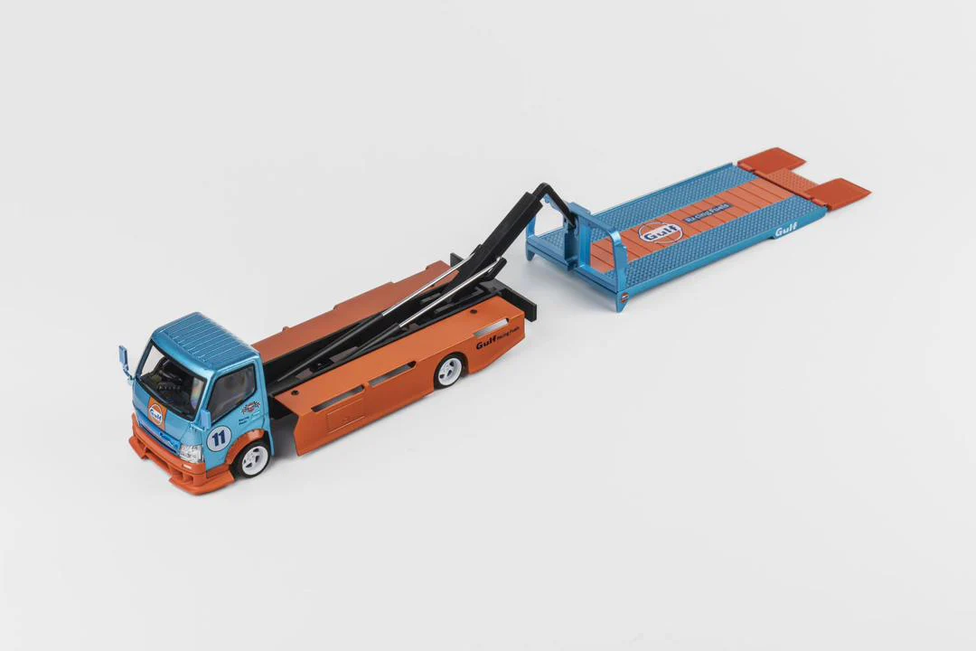 Micro Turbo 1/64 Custom Flatbed Tow Truck - Gulf - Image 4